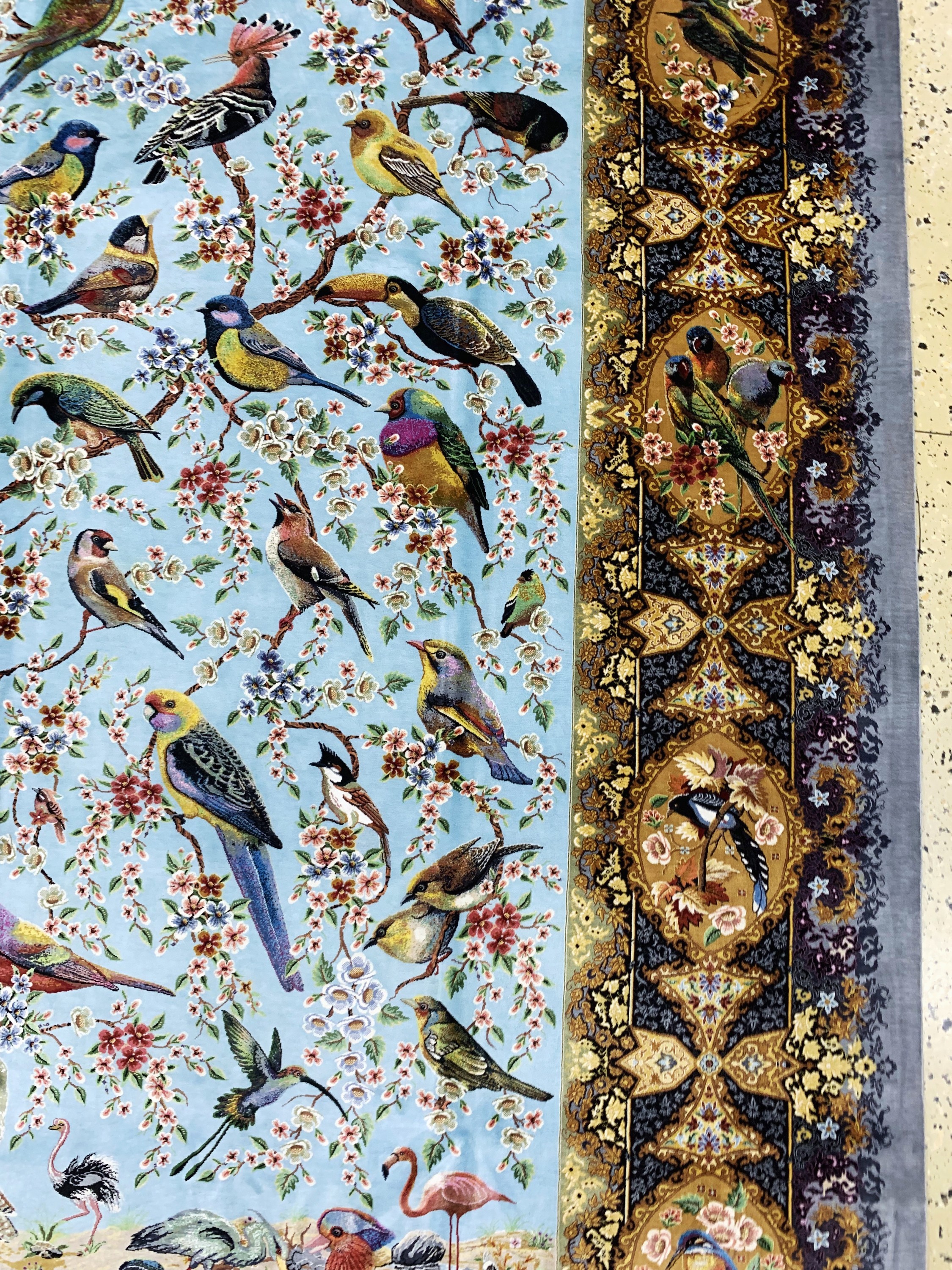 Detail e: Ghom Seide Sehr fein Persien, signiert"Mehdi Sadeghzadeh", Ende 20.Jhd, reine Naturseide, ca. 300 x 208 cm, ca. 1,0 Mio. Kn/qm, ...
