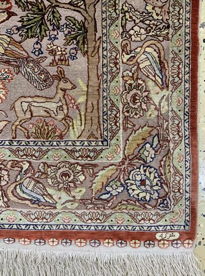 27020539c - Hereke Seide fein signiert, Türkei, Ende 20.Jhd, reine Naturseide´Metallbroschiert´, ...