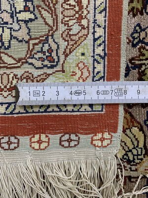 27020539h - Hereke Seide fein signiert, Türkei, Ende 20.Jhd, reine Naturseide´Metallbroschiert´, ...