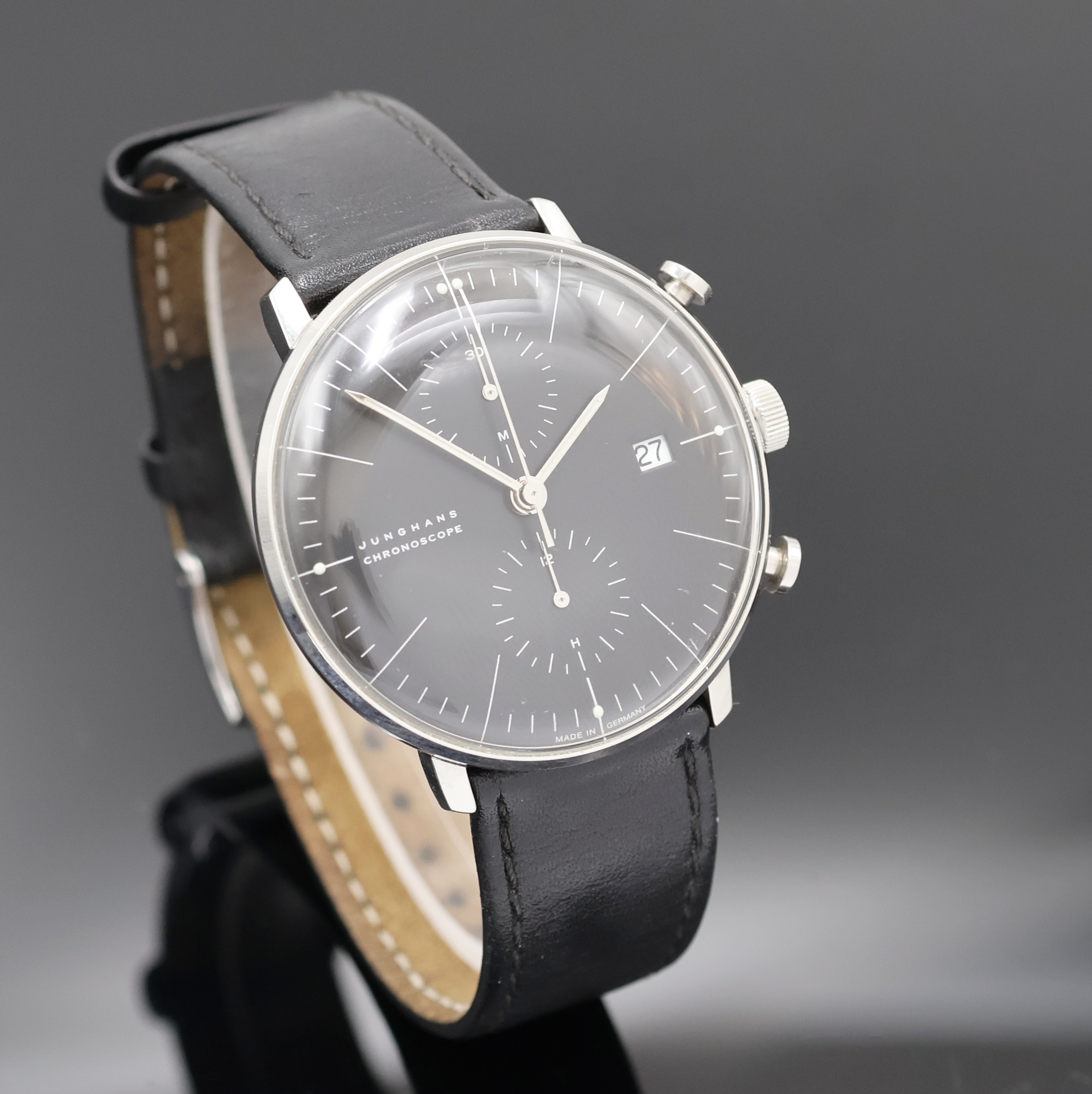 Detail b: JUNGHANS Armbandchronograph Chronoscope Max Bill Referenz 27.4601, Deutschland um 2018, Automatik, Edelstahlgeh., Boden verschr., schwarzes ...