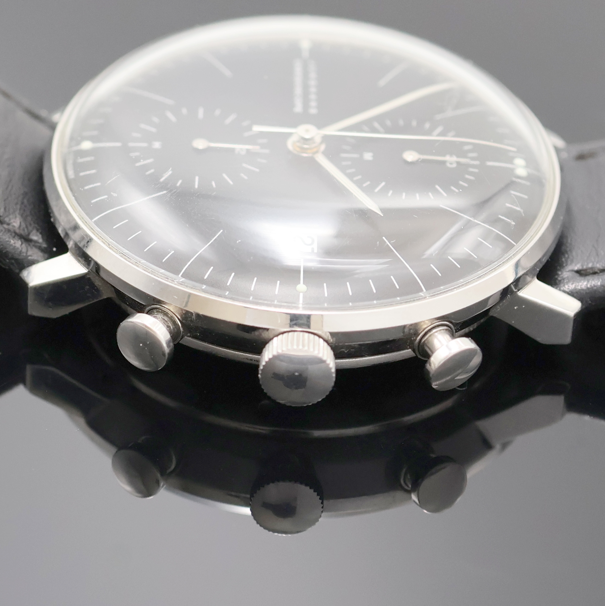 Detail c: JUNGHANS Armbandchronograph Chronoscope Max Bill Referenz 27.4601, Deutschland um 2018, Automatik, Edelstahlgeh., Boden verschr., schwarzes ...