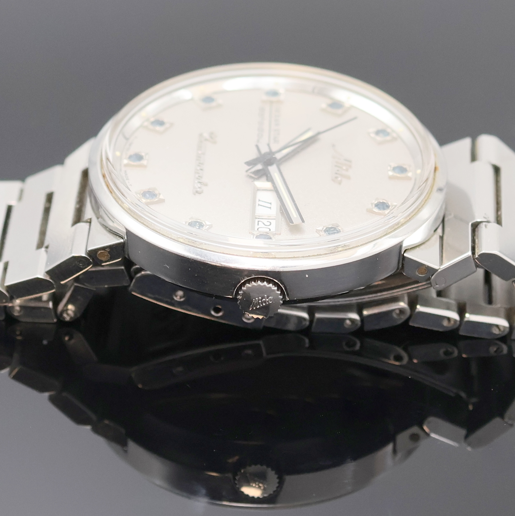 Detail d: MIDO Ocean Star datoday Commander Herrenarmbanduhr Referenz 8269, Schweiz um 1970, Automatik, Edelstahl Monocoque-Geh. inkl. Gliederband m. orig. ...