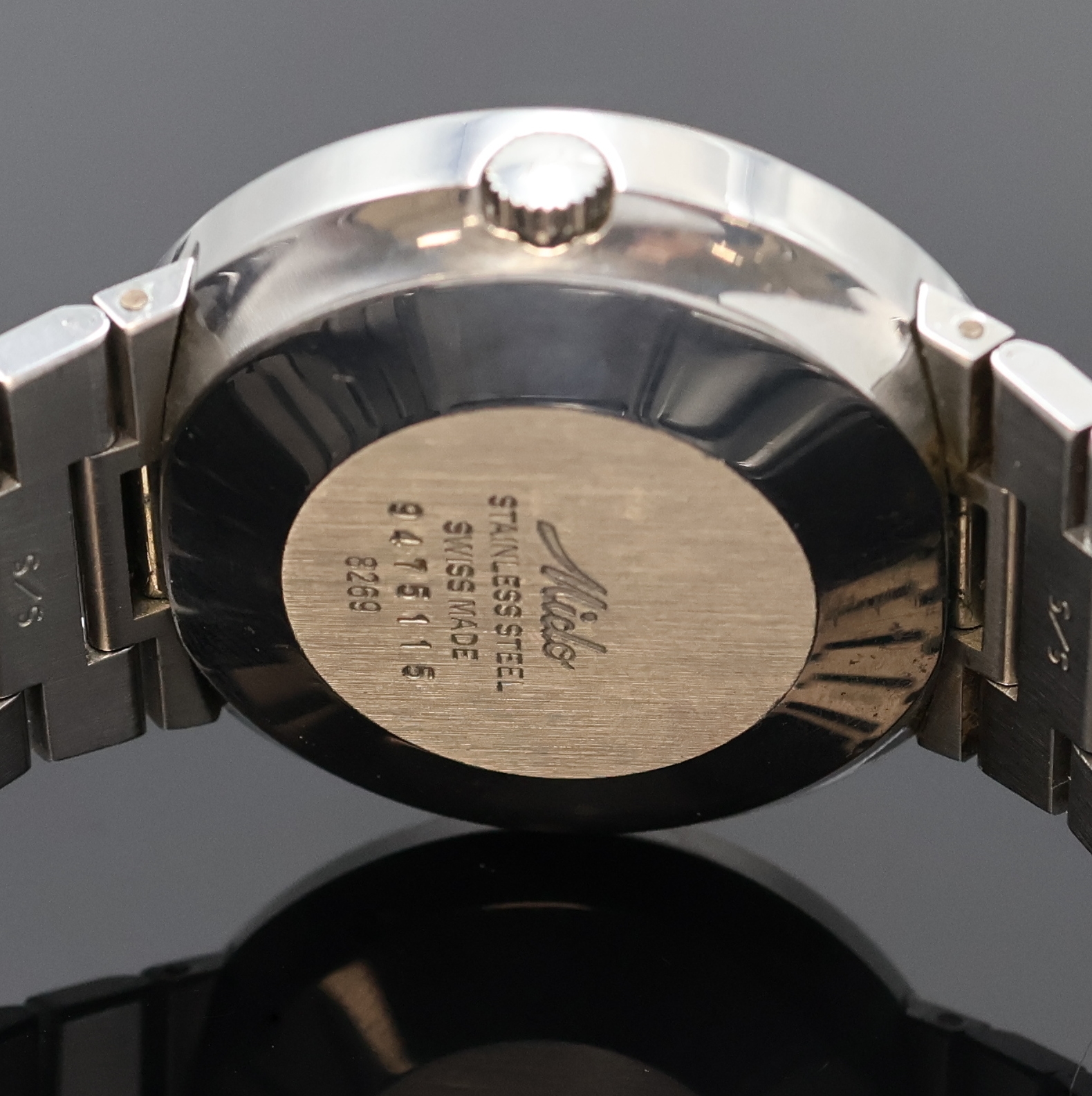 Detail e: MIDO Ocean Star datoday Commander Herrenarmbanduhr Referenz 8269, Schweiz um 1970, Automatik, Edelstahl Monocoque-Geh. inkl. Gliederband m. orig. ...