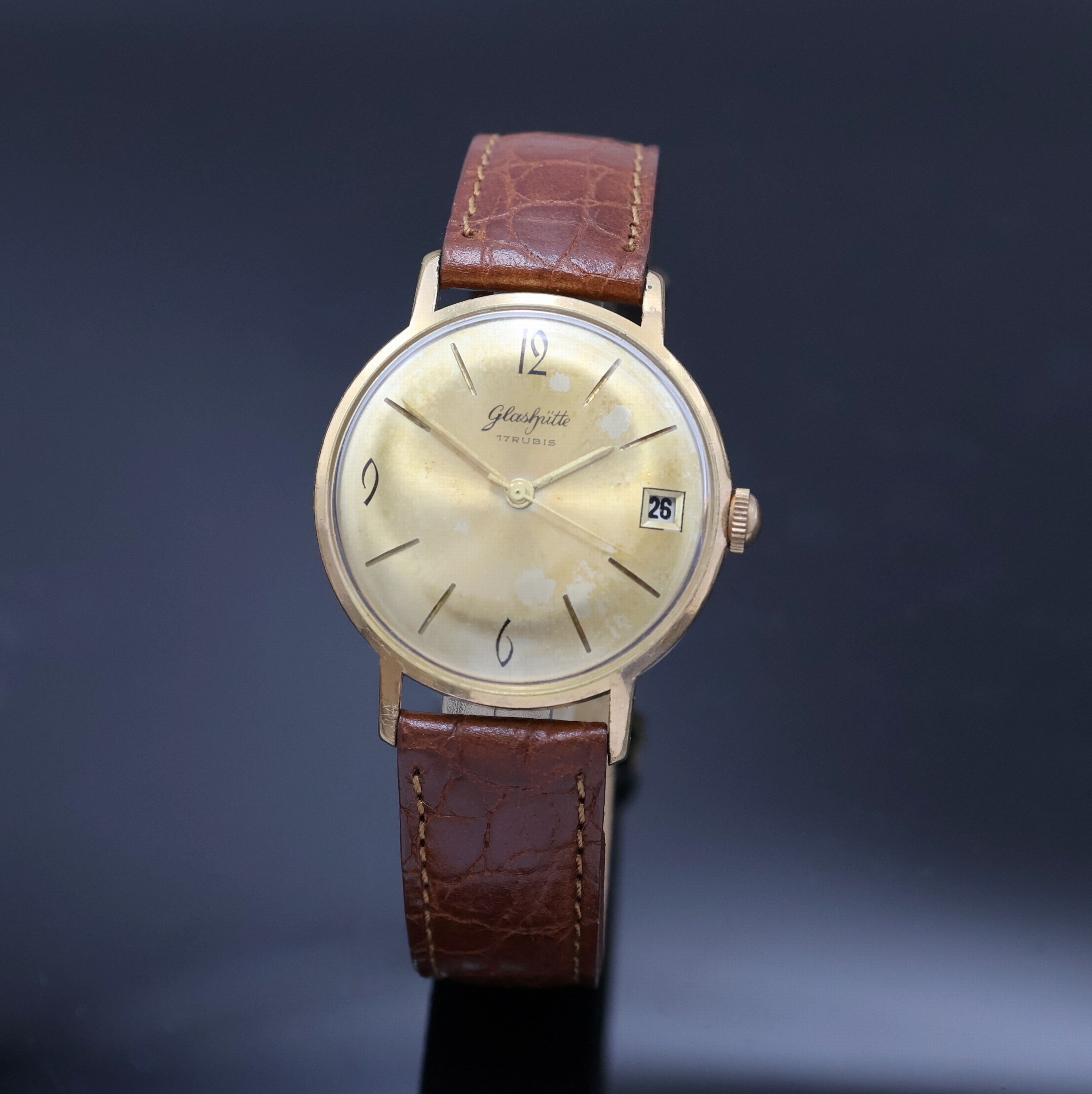 Image 27020657 - GUB vergoldete Herrenarmbanduhr, Deutschland um 1960, Handaufzug, Edelstahlboden ...