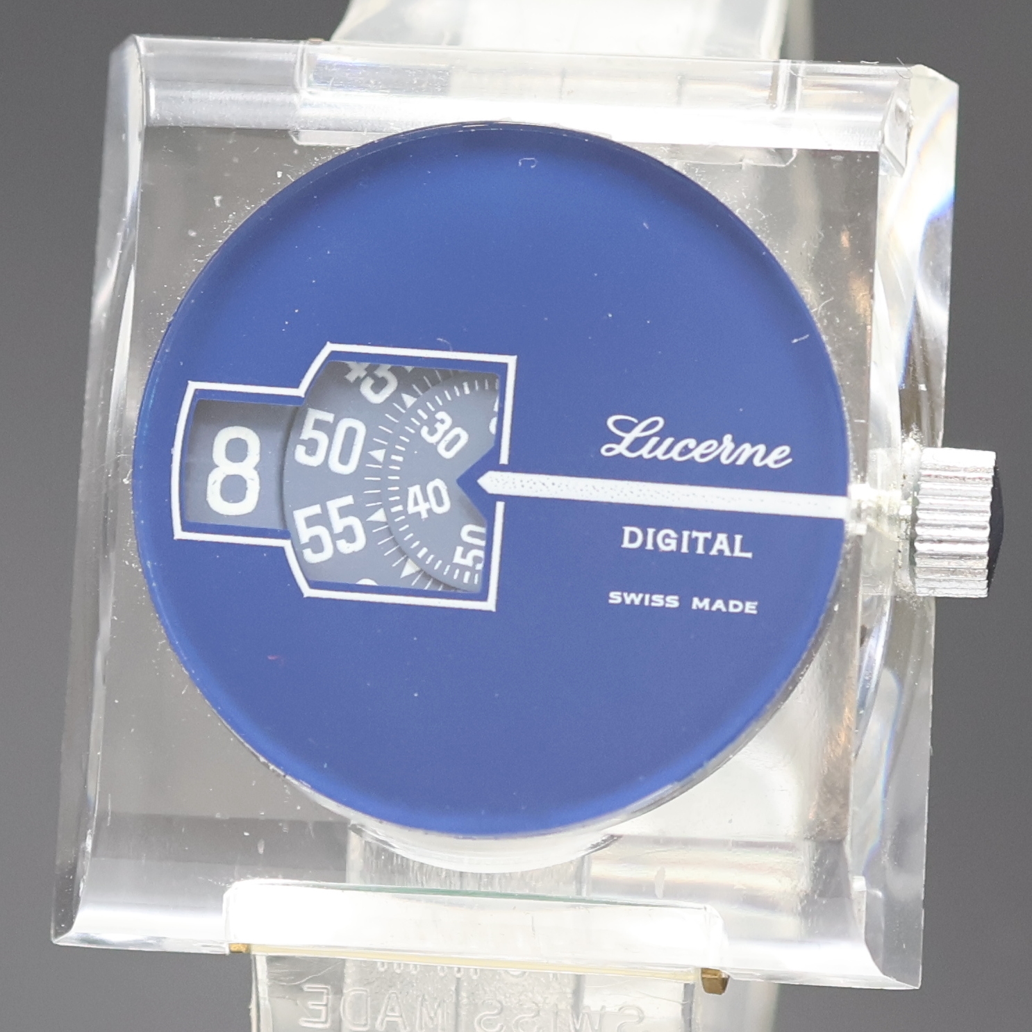 Detail a: LUCERNE digital Armbanduhr mit springender Stunde, Schweiz 1970er Jahre, Handaufzug, Acryl-Geh., blaues Zifferbl. m. digitaler Anzeige, Kal. Ronda ...