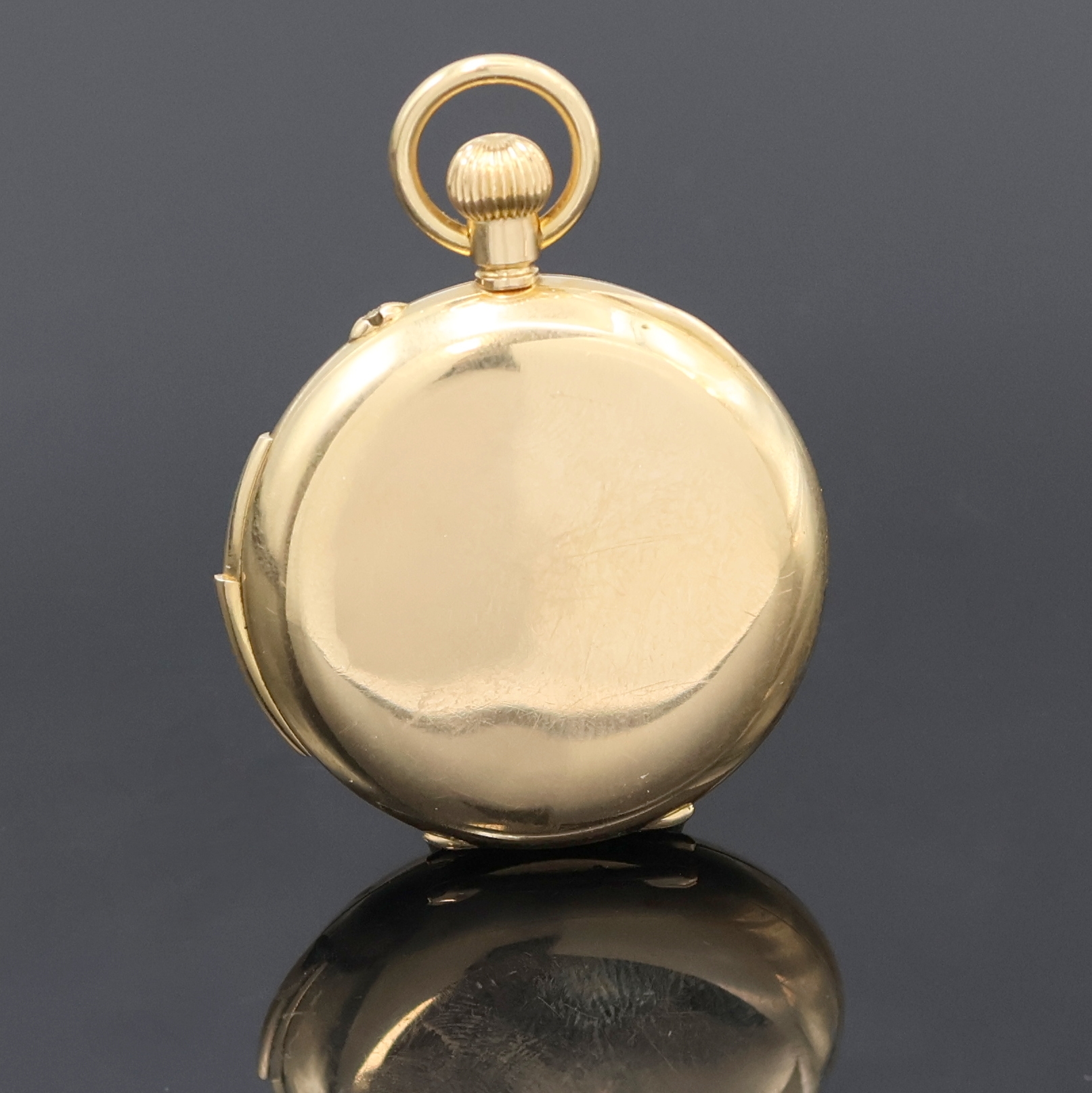 Detail b: Halbsavonette in GG 755/000 mit 1/4 Stundenrepetition, Schweiz um 1910, glattes Geh. l. dell., Goldcuvette, Sprungdeckel m. röm. Zahlen, ...