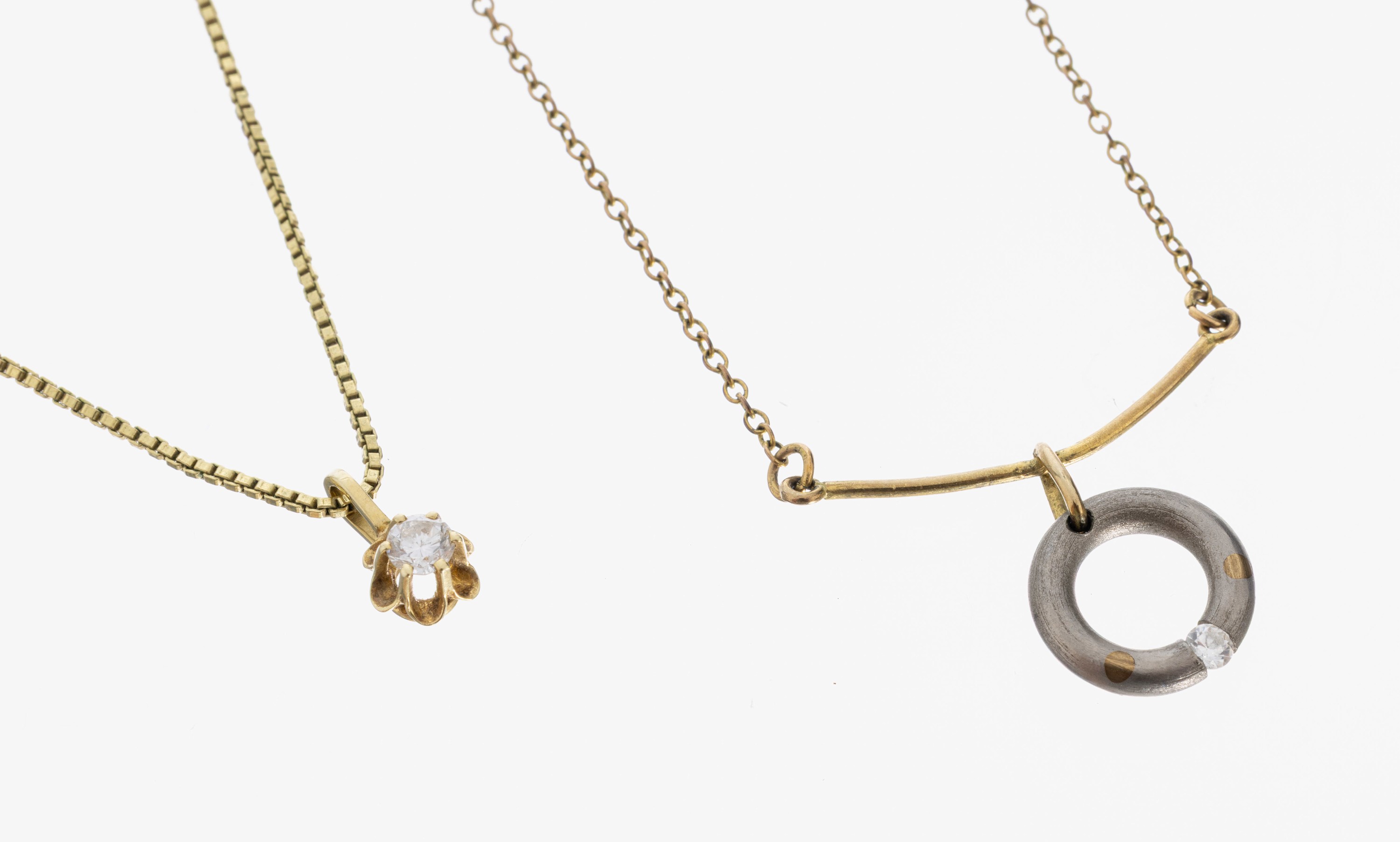 Image 27020697 - 8 kt Gold Konvolut, GG 333/000, best. aus: Collier mit Brillant ca. 0.10 ct ...