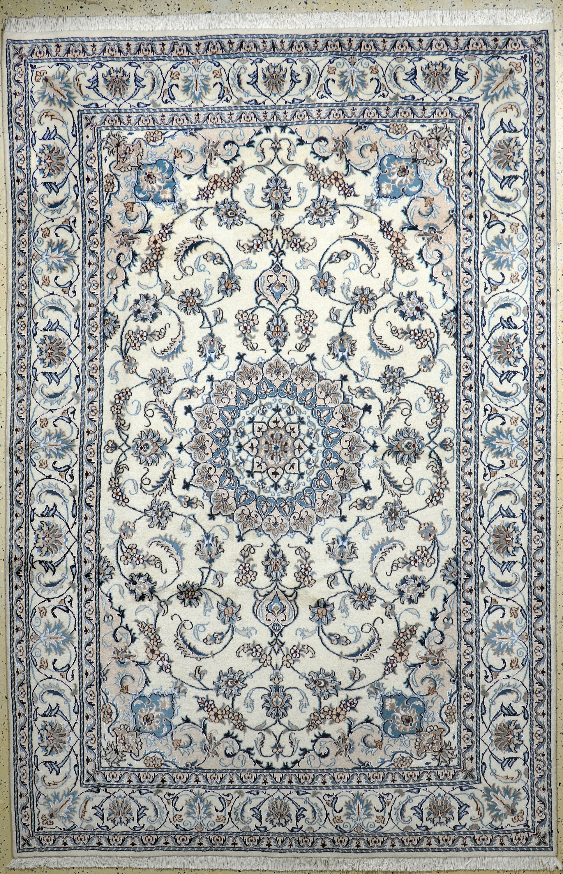 Image 27020736 - Nain, Persien, Neu, Wolle auf Baumwolle, ca. 295 x 195 cm Schätzpreis: 2300, - EUR