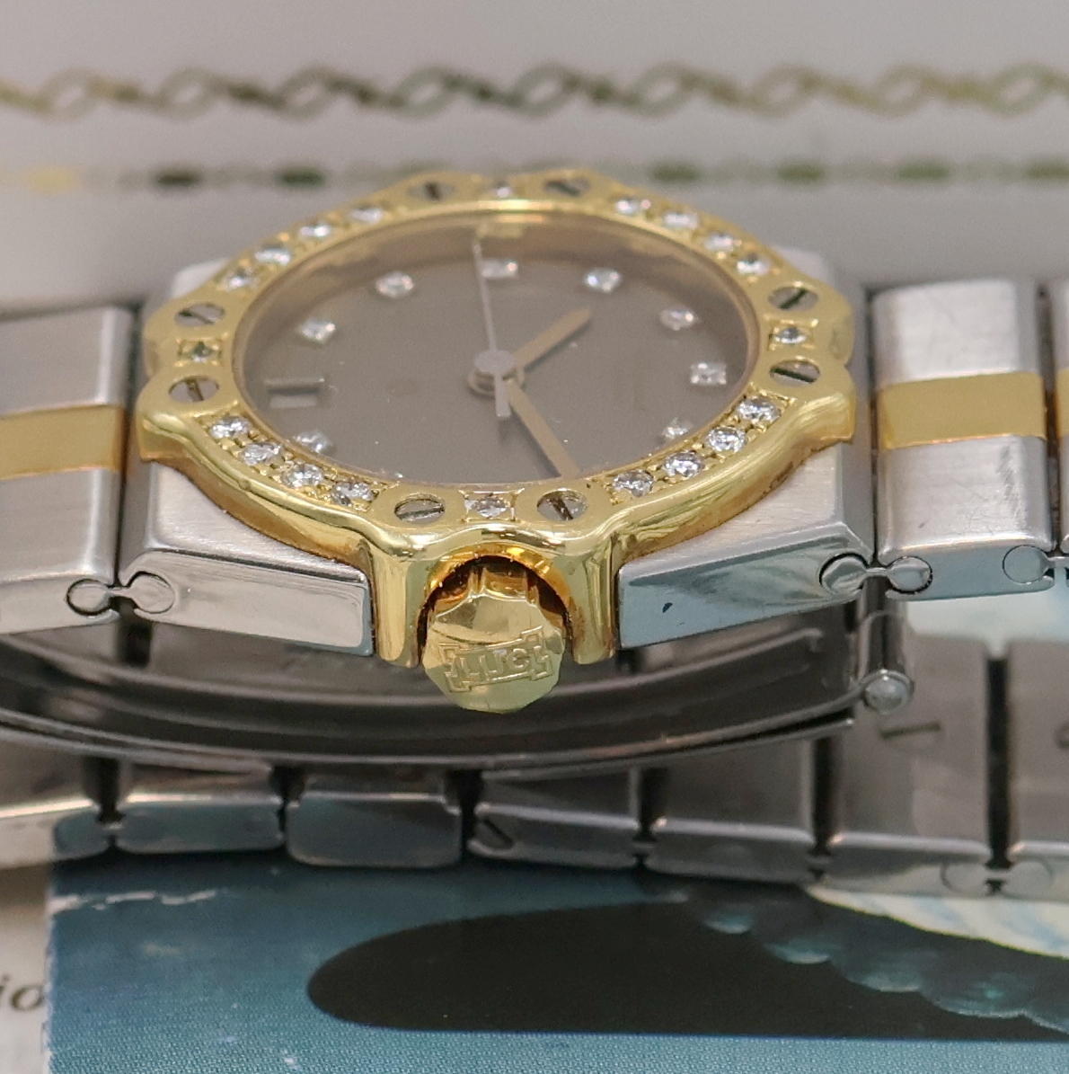 Detail d: CHOPARD St. Moritz Damenarmbanduhr in Edelstahl/Gold Referenz 8024, Schweiz um 1990, quarz, Monocoque-Geh. inkl. Gliederband m. dopp. Faltschl., ...