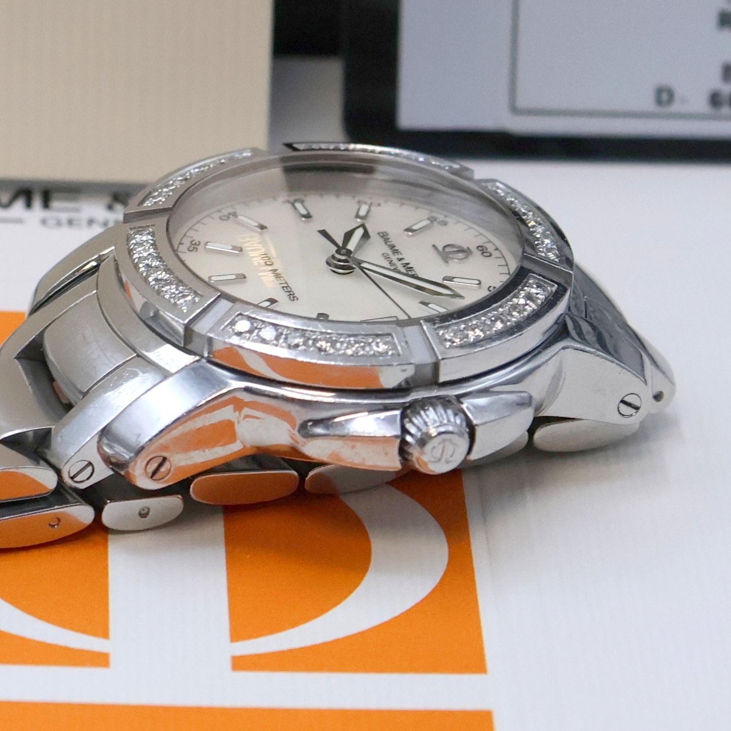 Detail c: BAUME & MERCIER Capeland Armbanduhr in Edelstahl Referenz 65435, Schweiz verk. lt. beil. Pap. 12/2004, quarz, orig. Gliederband m. dopp. Faltschl., ...