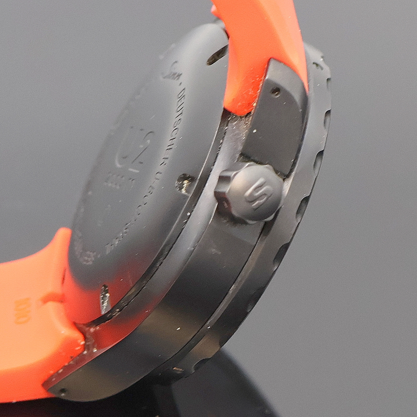 Detail d: SINN U2 Einsatzzeitmesser Referenz 1020, Schweiz um 2010, Automatik, mattschwarzes Edelstahlgeh. (U-Boat Stahl) inkl. Kautschukband m. Faltschl., ...