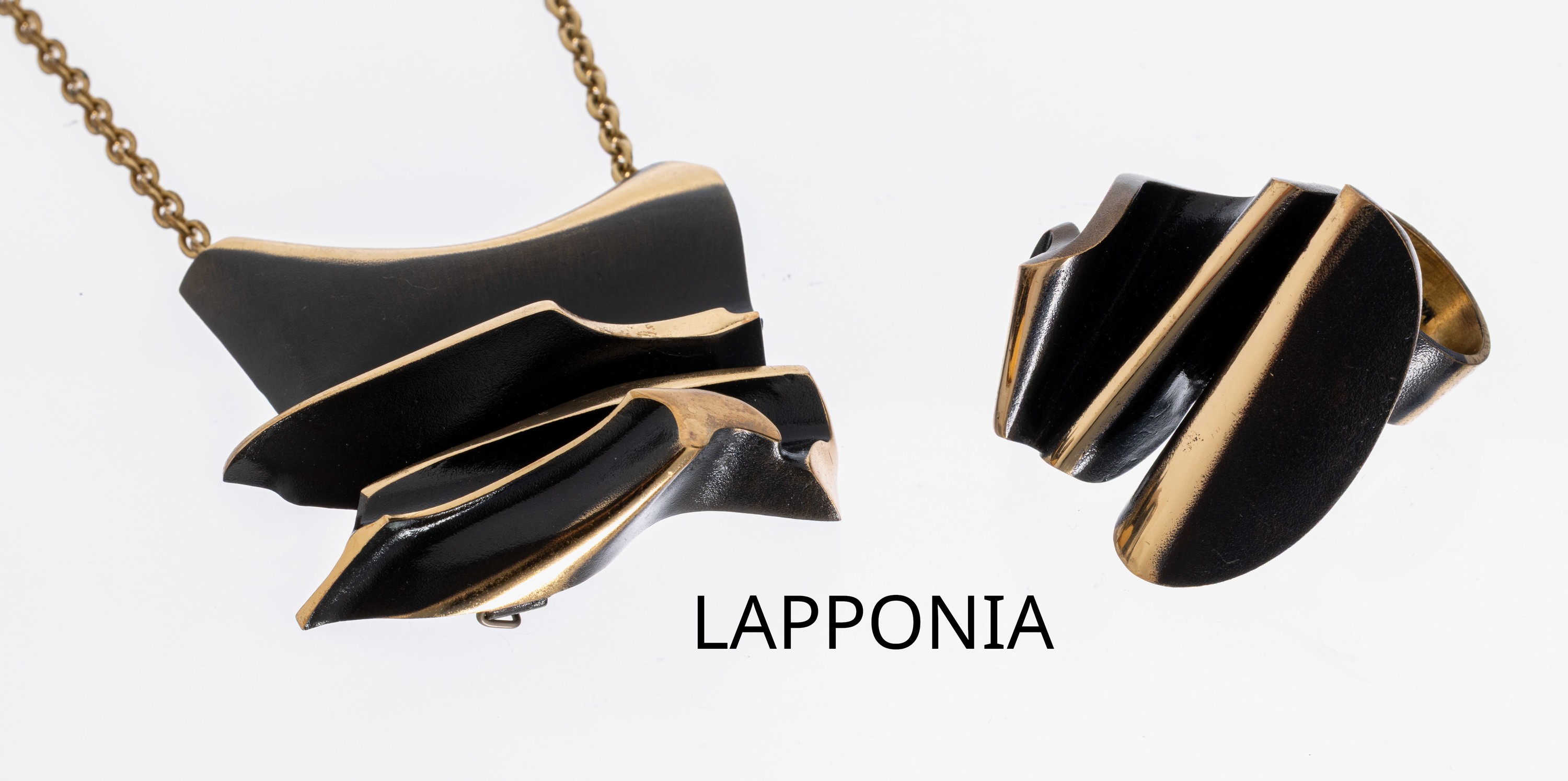 Image 27020792 - LAPPONIA Schmuckset: Anhänger/Brosche mit Kette und Ring, Bronze z.T. geschwärzt, ...