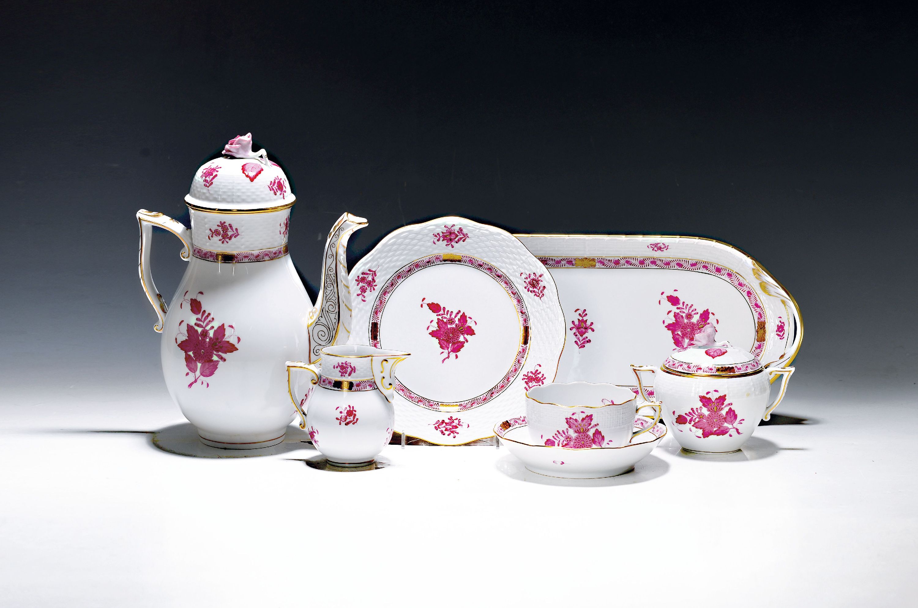 Image 27020800 - Service, Herend, 20. Jh., Porzellan, purpurfarbene Bemalung, Apponyi purpur, ...