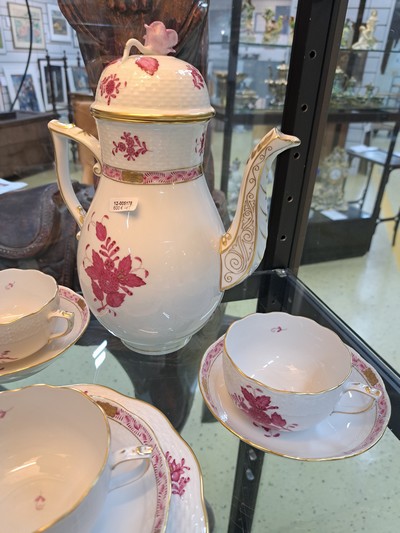 27020800e - Service, Herend, 20. Jh., Porzellan, purpurfarbene Bemalung, Apponyi purpur, ...