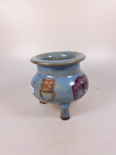 27021224b - Räuchergefäß, China, wohl Qing Dynastie, Keramik, sog. Seladon-Glasur, auf drei ...