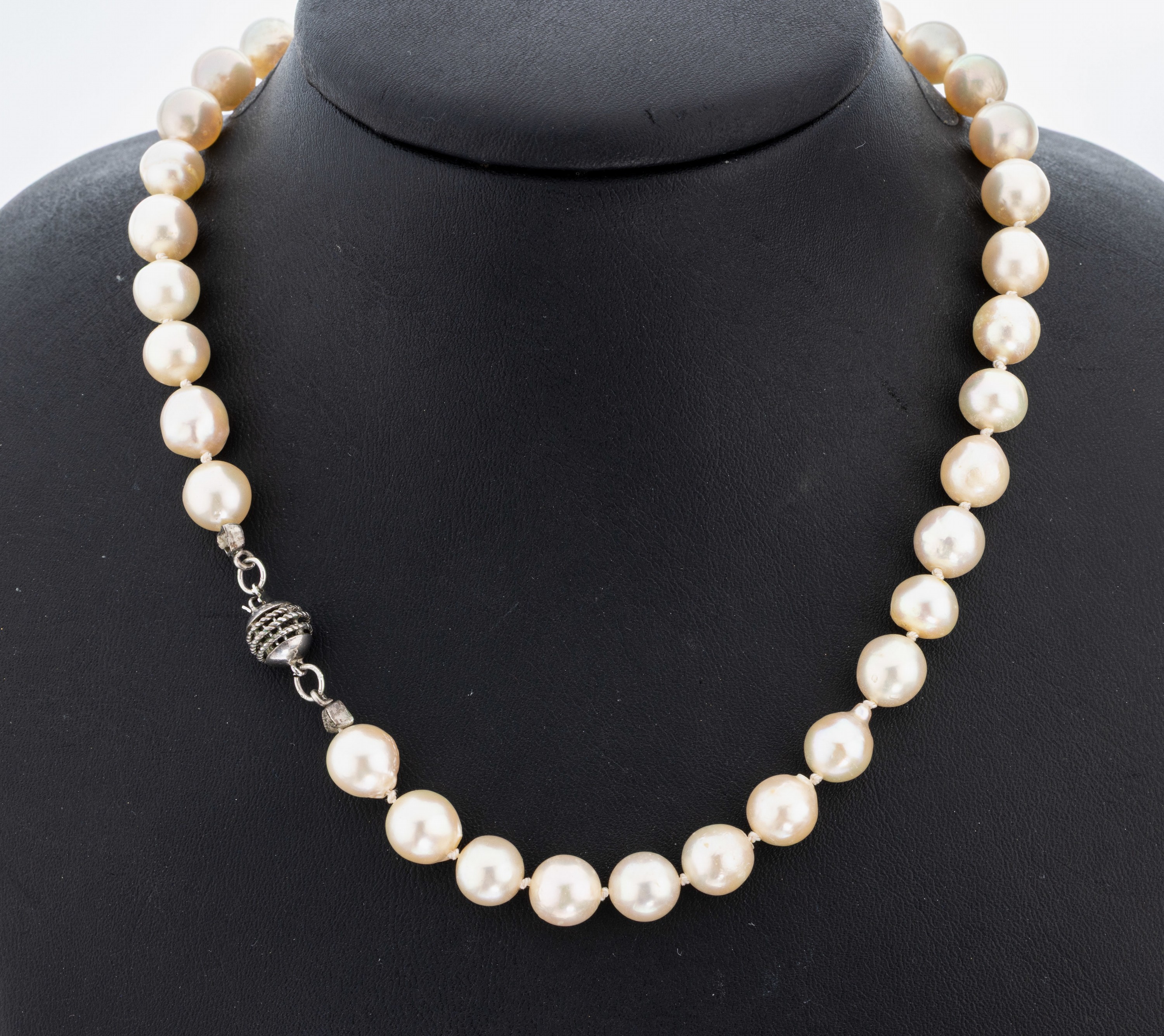 Image 27021426 - Zuchtperl-Collier, barocke Akoyazuchtperlen, D. ca. 8.2-9 mm, Kugelschließe 925er ...