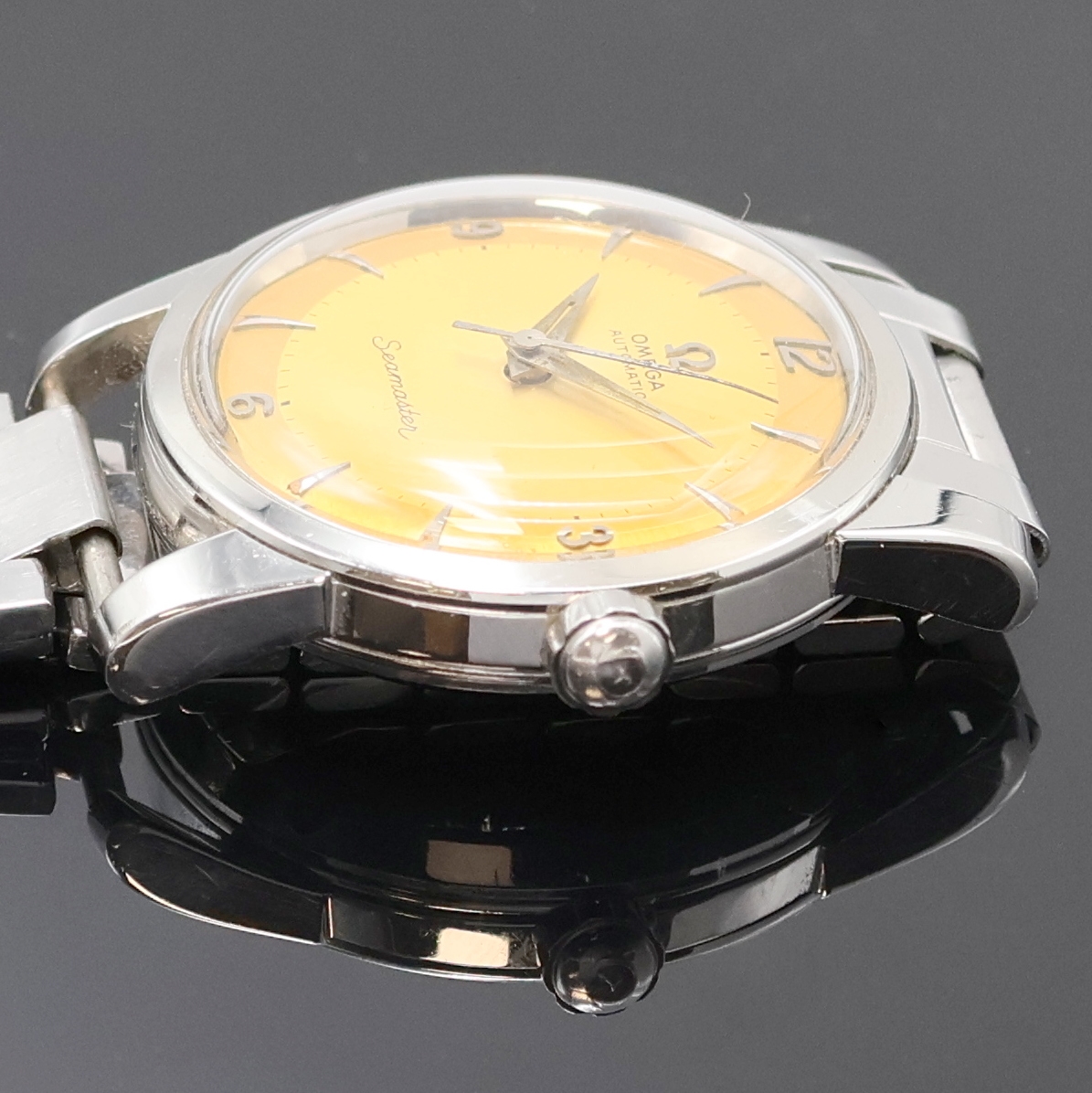 Detail c: OMEGA Seamaster Armbanduhr in Edelstahl Referenz 2846-2848 1SC, Schweiz um 1956, Automatik, 2-teil. Geh., Boden aufgedr., orig. Gliederband m. ...
