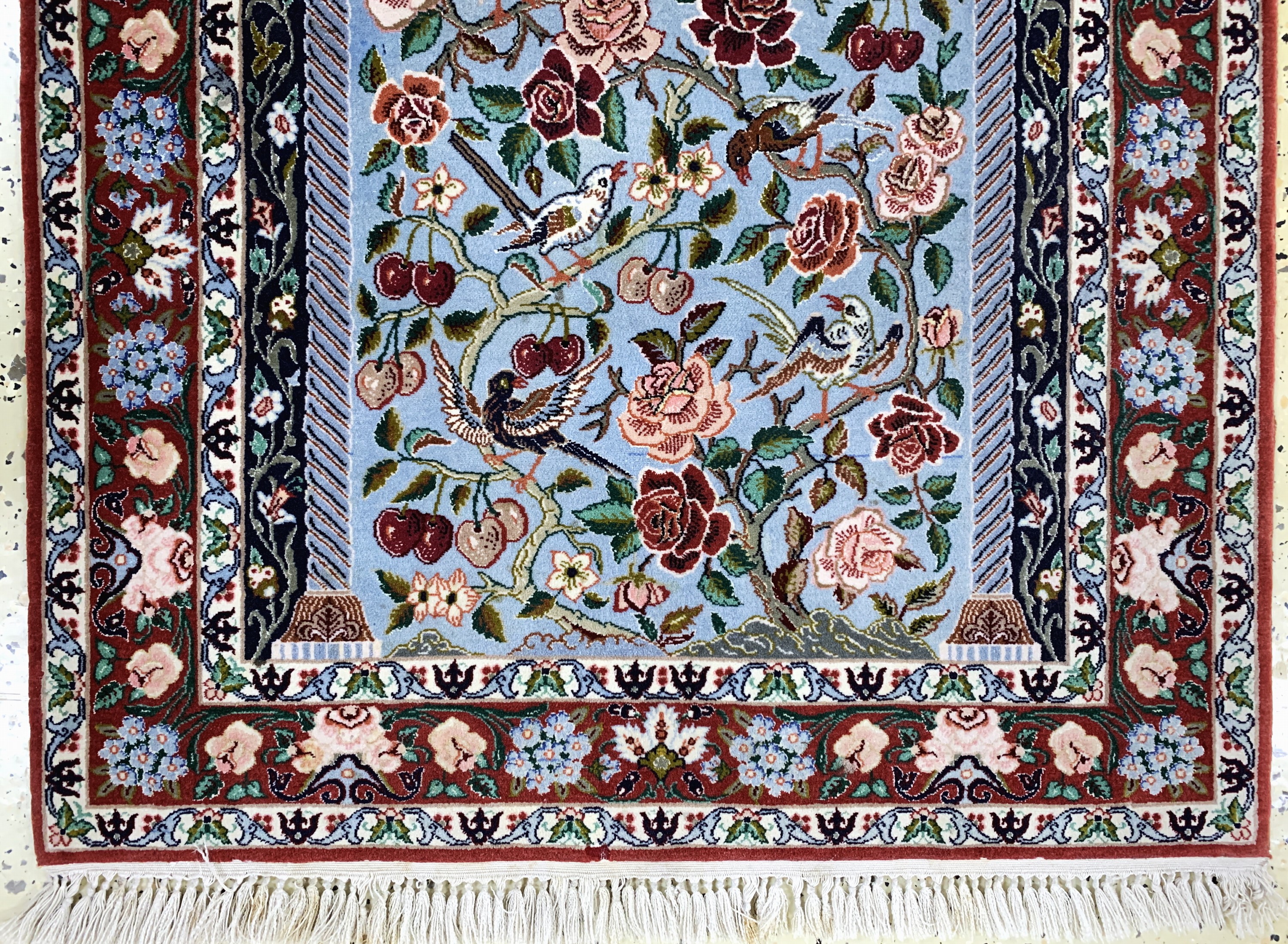 Detail c: Esfahan fein, Persien, Ende 20.Jhd., Korkwolle mit und auf Seide, ca. 120 x 80 cm, EHZ: 2, minimale Florfehlstellen am Rand