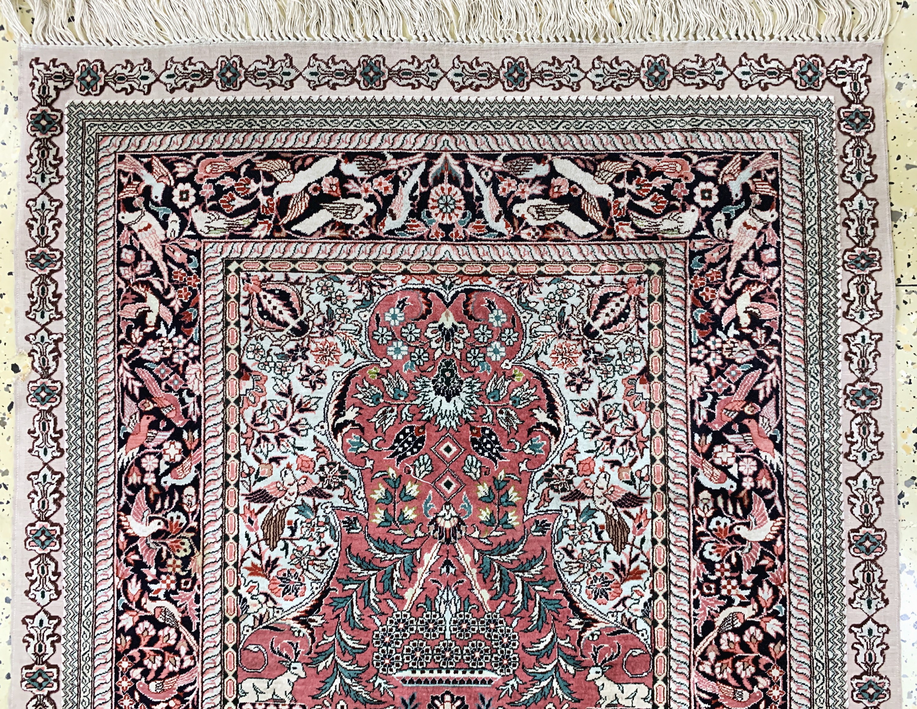 Detail a: 3 lot Hereke Seide fein, China, Ende 20.Jhd., reine Naturseide, ca. 122 x 78 cm, EHZ: 2-3