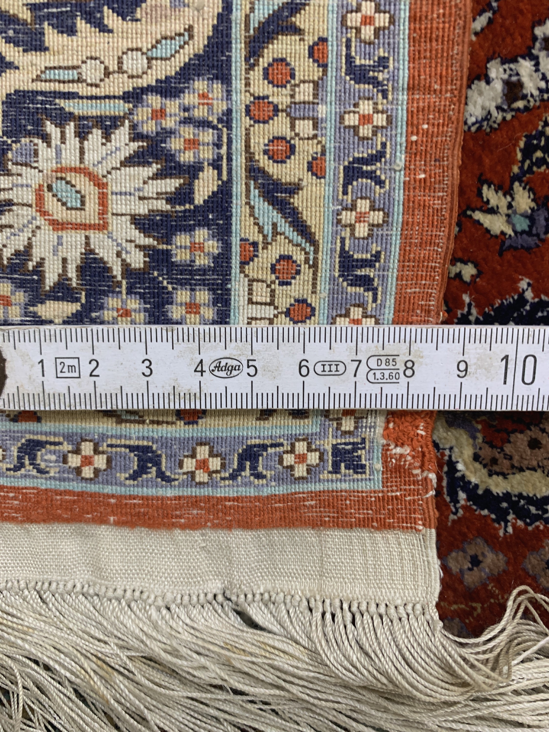 Detail g: 3 lot Hereke Seide fein, China, Ende 20.Jhd., reine Naturseide, ca. 122 x 78 cm, EHZ: 2-3