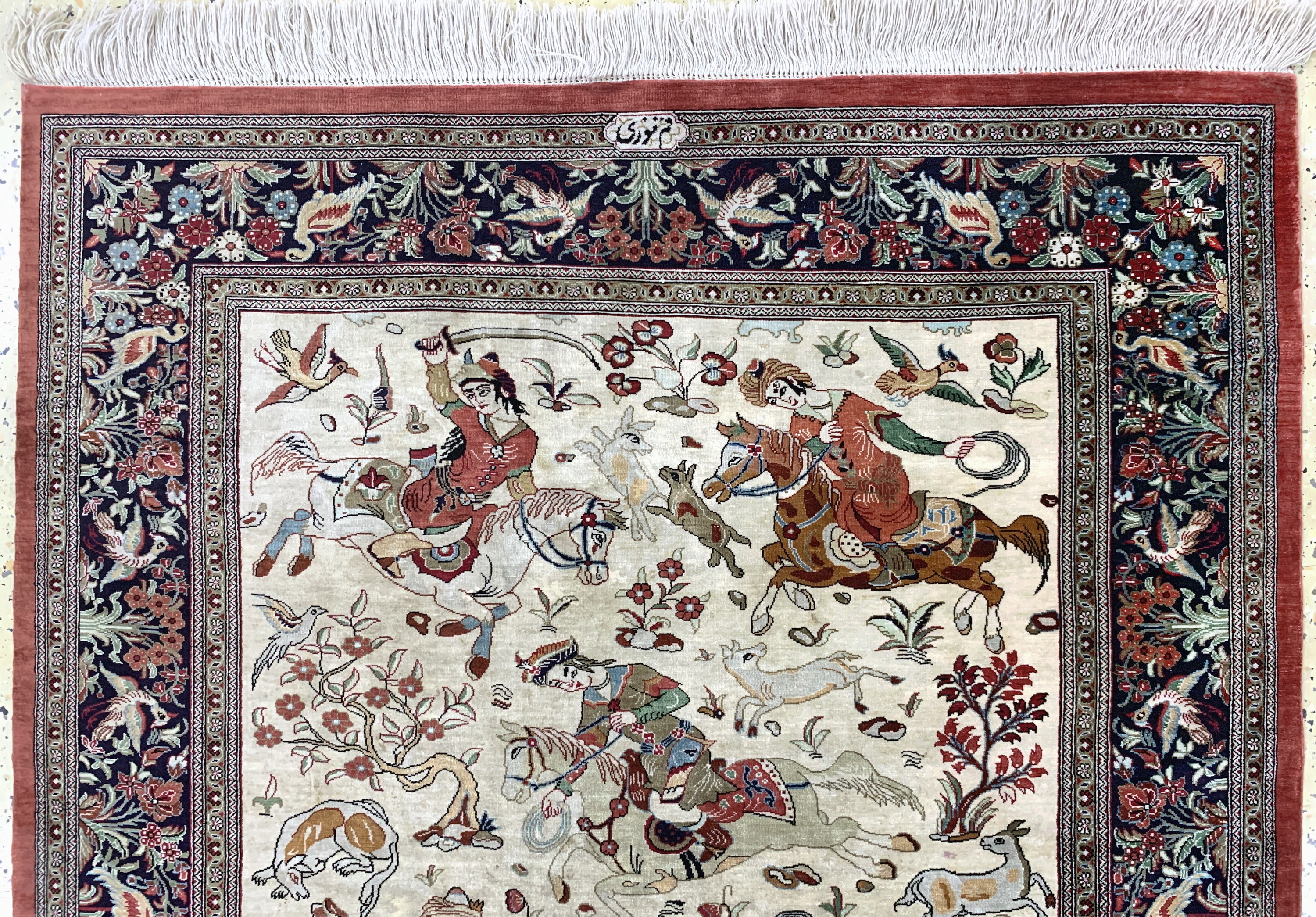 Detail a: Ghom Seide fein Persien, signiert"Nouri", Ende 20.Jhd, reine Naturseide, ca. 155 x 103 cm, ca. 1,0 Mio. Kn/qm, Reinigungsbedürftig, EHZ: 2