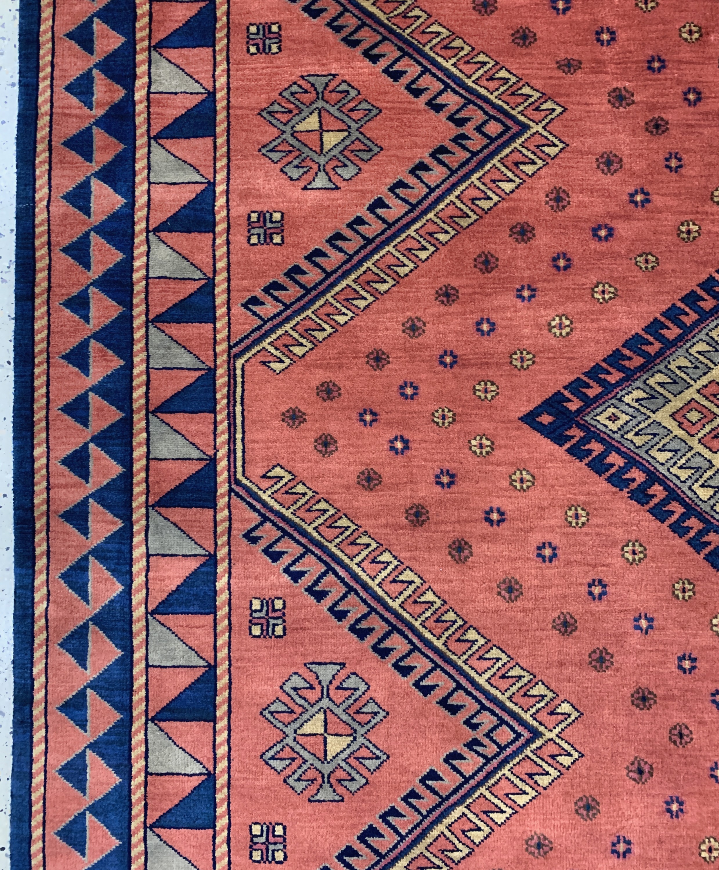 Detail d: Klardascht, Indien, Mitte 20.Jhd, Wolle aufBaumwolle, ca. 330 x 245 cm, EHZ: 2