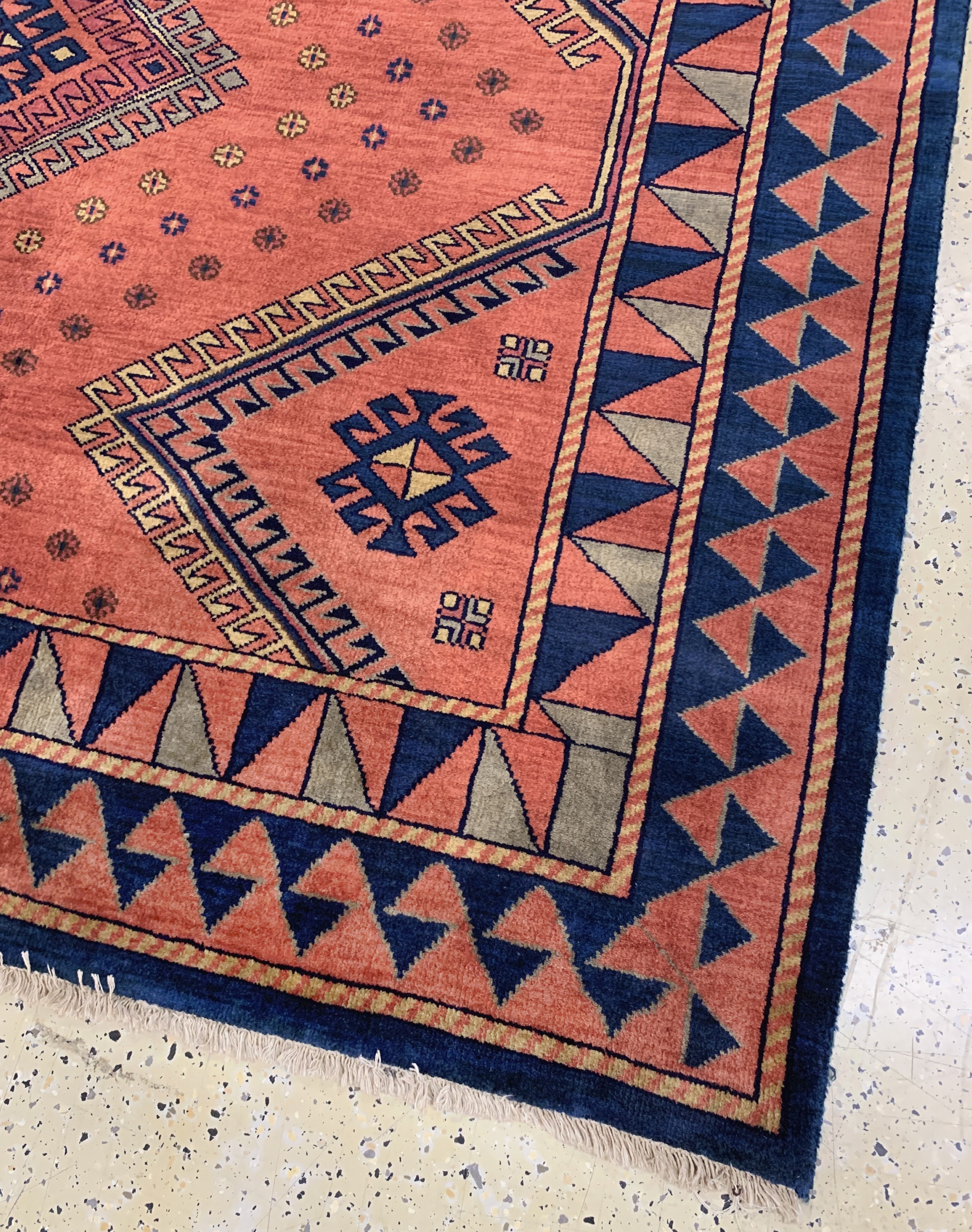 Detail g: Klardascht, Indien, Mitte 20.Jhd, Wolle aufBaumwolle, ca. 330 x 245 cm, EHZ: 2