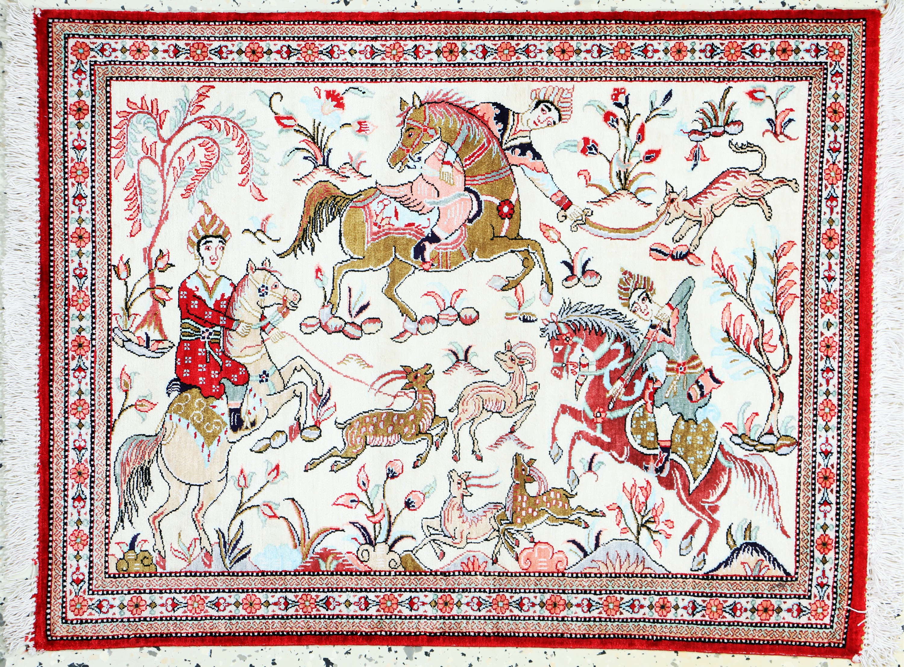 Image 27021497 - Ghom Seide, Persien, Ende 20.Jhd, reine Naturseide, ca. 75 x 58 cm, EHZ: 2 ...