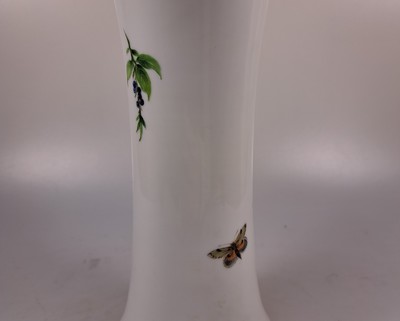 27021442i - Paar Vasen, Meissen, 20. Jh., Porzellan, Vogelmalerei, Goldstaffage, H. 25.5 cm