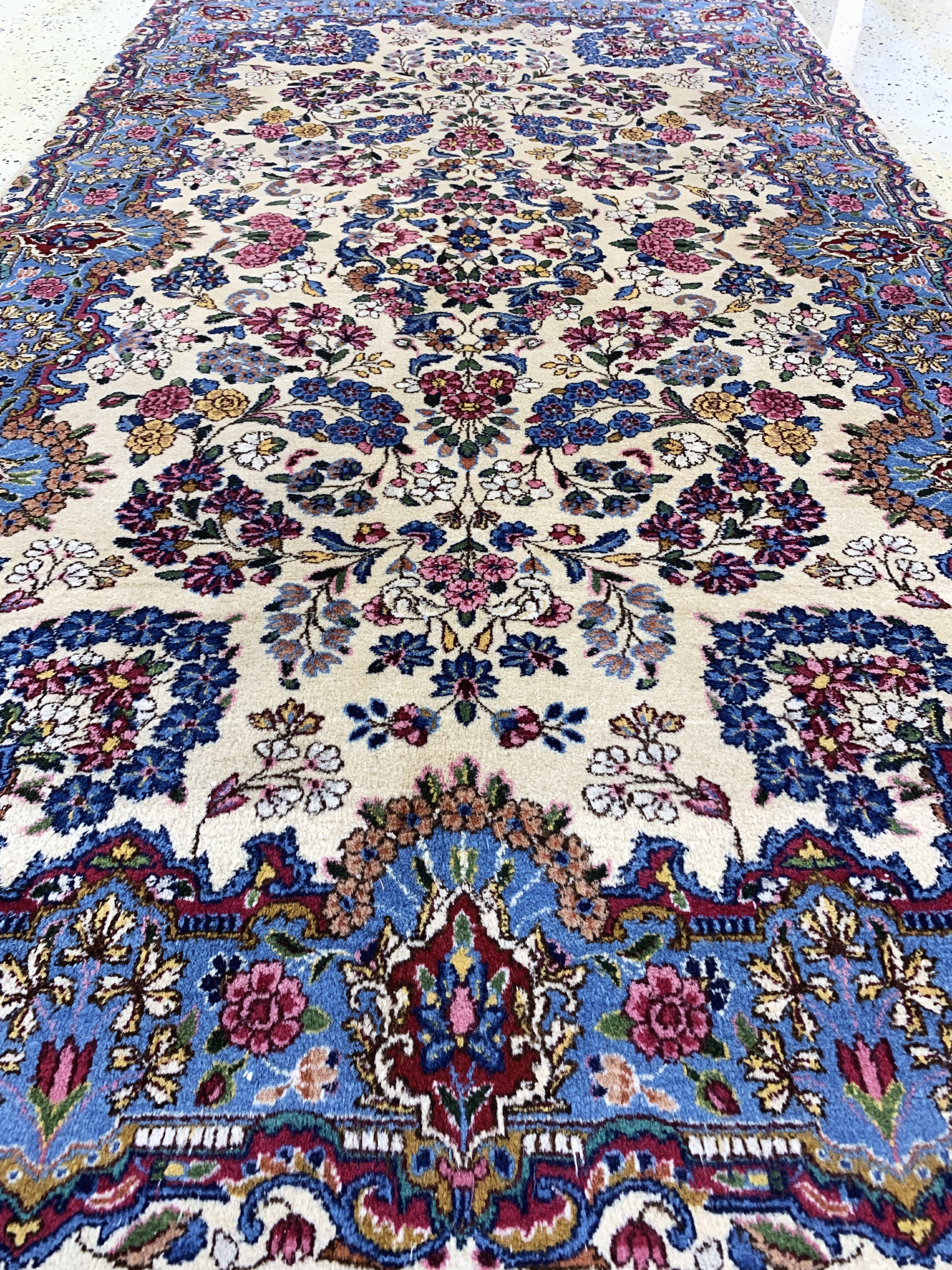 Detail e: Kerman"Lawar" antik, Persien, um 1900, Wolle auf Baumwolle, ca. 220 x 125 cm, EHZ: 2