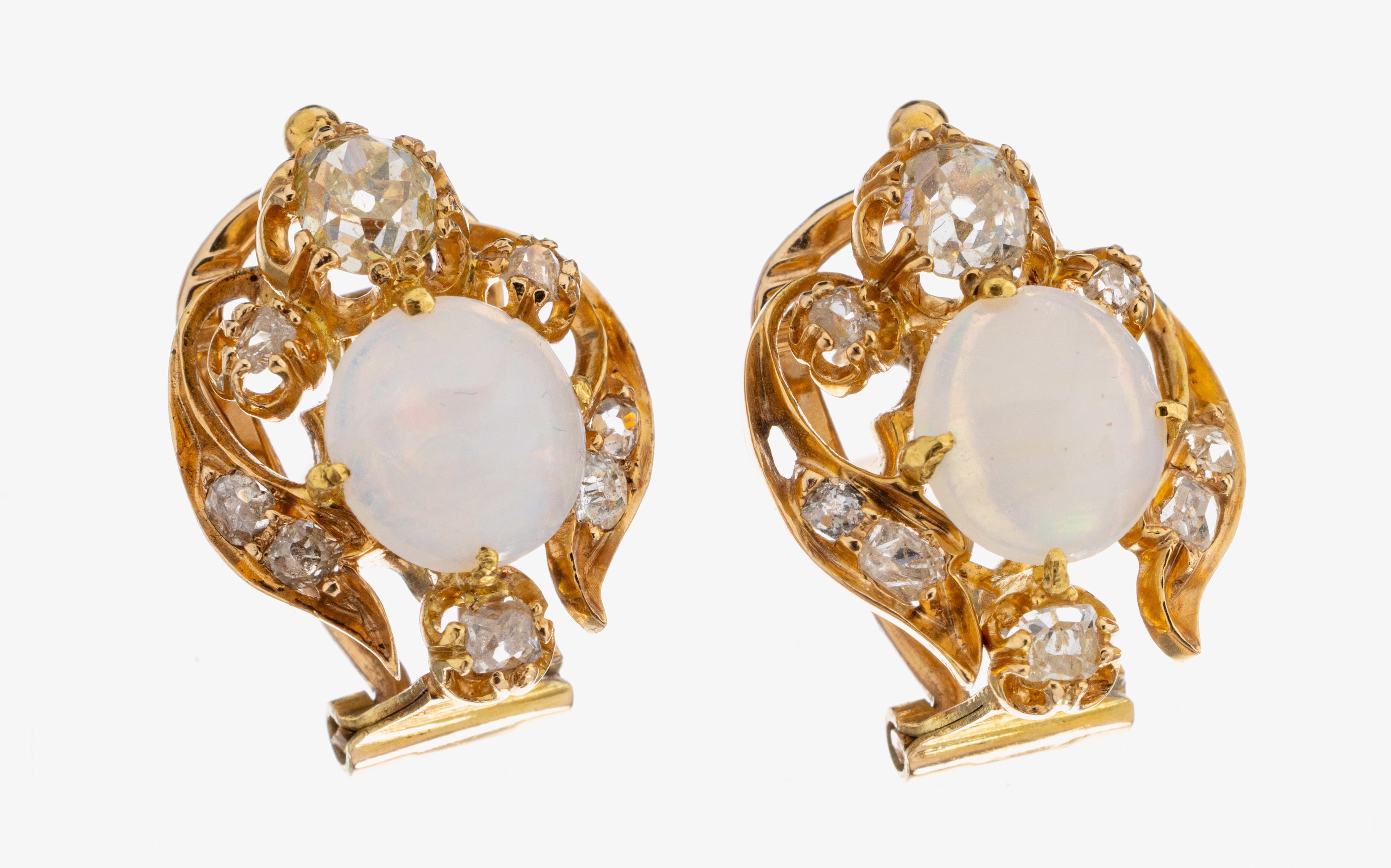 Image 27021567 - Paar 18 kt Gold Opal-Diamant-Ohrstecker, GG750/000, 2 Opal-Cabochons zus. ca. 1.20 ct, ...