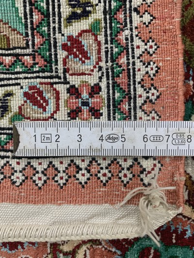 27021506c - Ghom Seide, Persien, Ende 20.Jhd, reine Naturseide, ca. 88 x 61 cm, EHZ: 2 ...