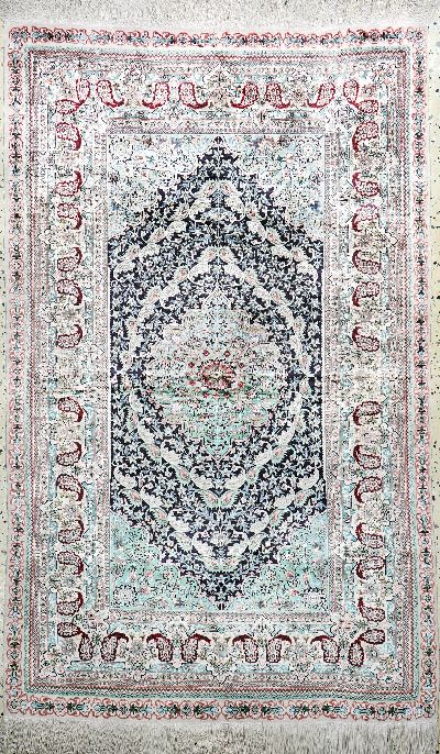 Image Hereke Seide fein, China, Ende 20.Jhd, reine Naturseide, ca. 150 x 95 cm, ca. 1,0 Mio. ...