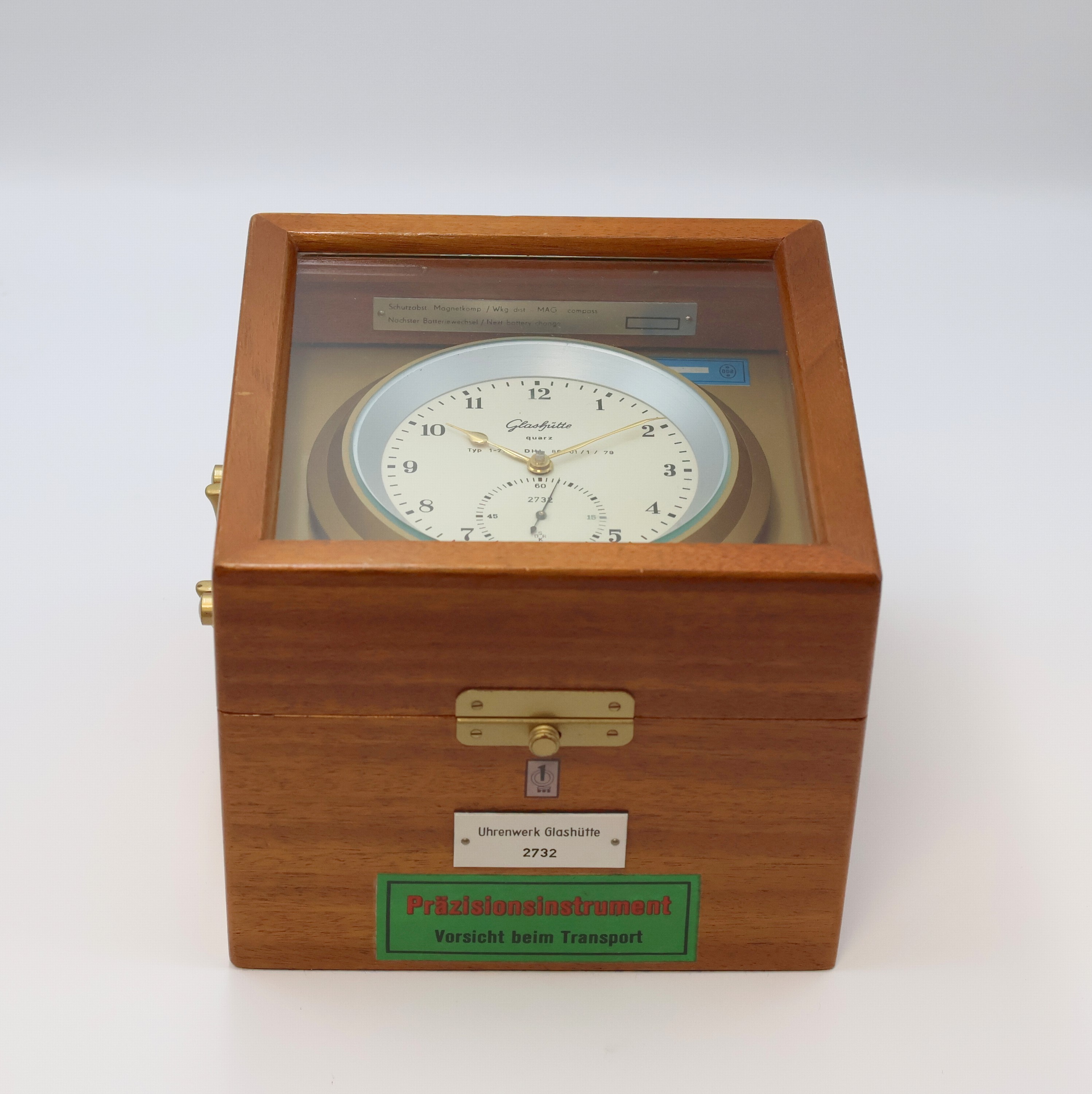 Image 27021639 - GLASHÜTTE Quarz Marinechronometer Typ 1-71, DDR um 1980, 2-tlg. Mahagoni Box, Deckel ...