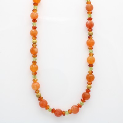 Image Kette aus Carneolen und Peridots, Schließe und Zwischenteile Silber verg., L. ca. 46 cm