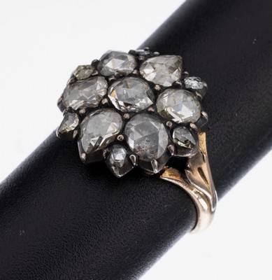 Image 14 kt Gold Diamant-Ring, um 1820, RG 585/000 und Silber, Diamantrosen zus. ca. 2.0 ct ...