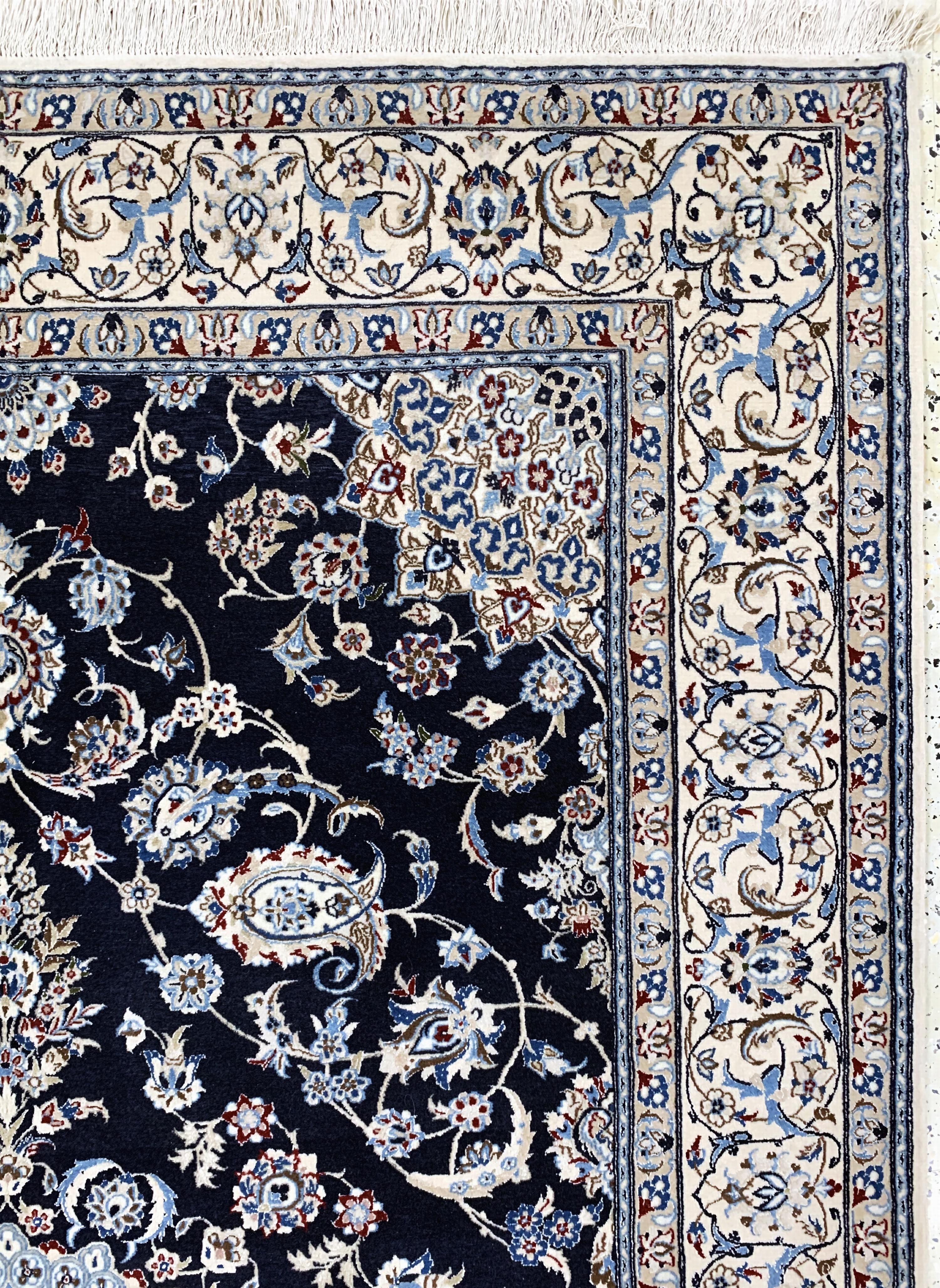 Detail e: Nain fein(6 La), Persien, Ende 20.Jhd, Korkwolle mit Seide, ca. 243 x 157 cm, ca. 1,0Mio. Kn/qm, EHZ: 2