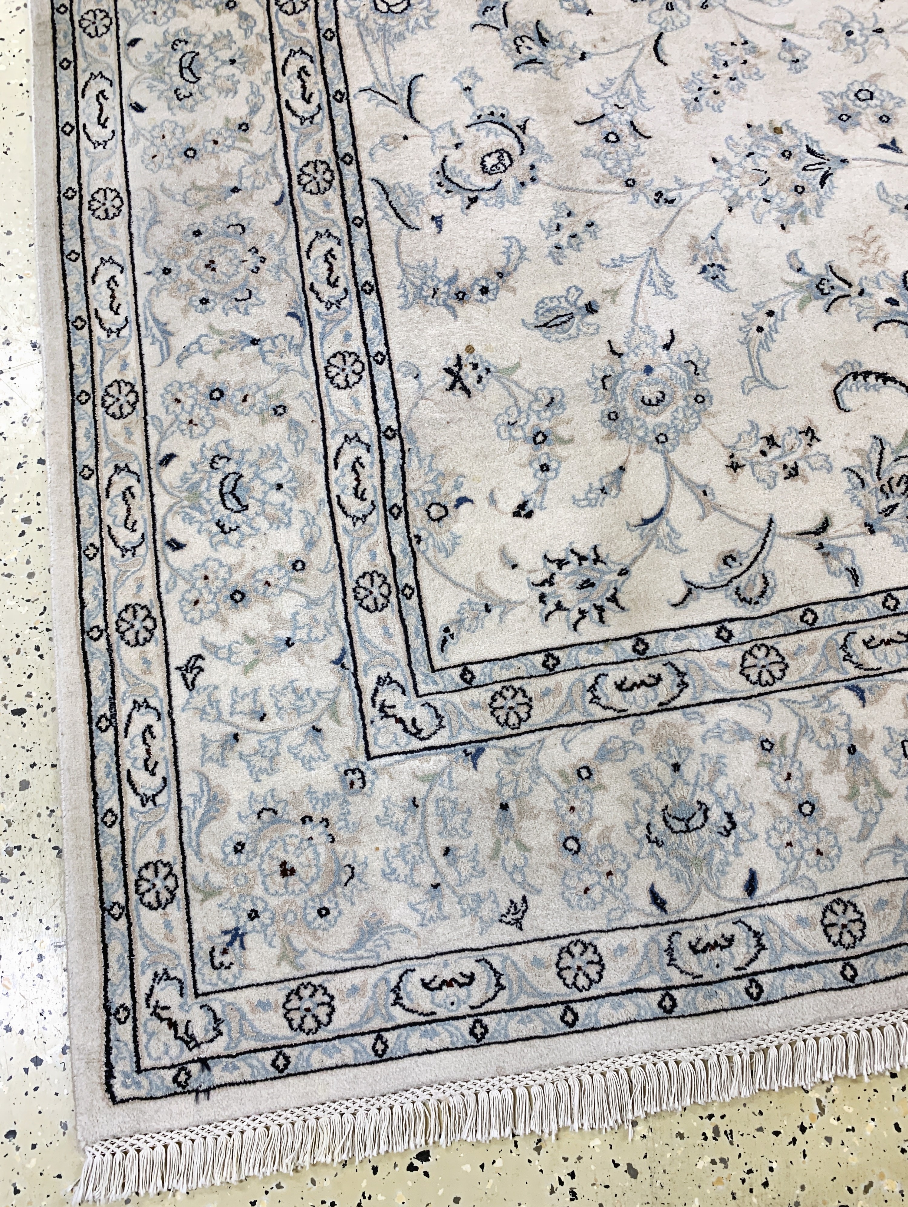 Detail b: Nain fein(9 La), Persien, Ende 20.Jhd, Korkwolle mit Seide, ca. 254 x 200 cm, ca. 500.000 Kn/qm, EHZ: 2