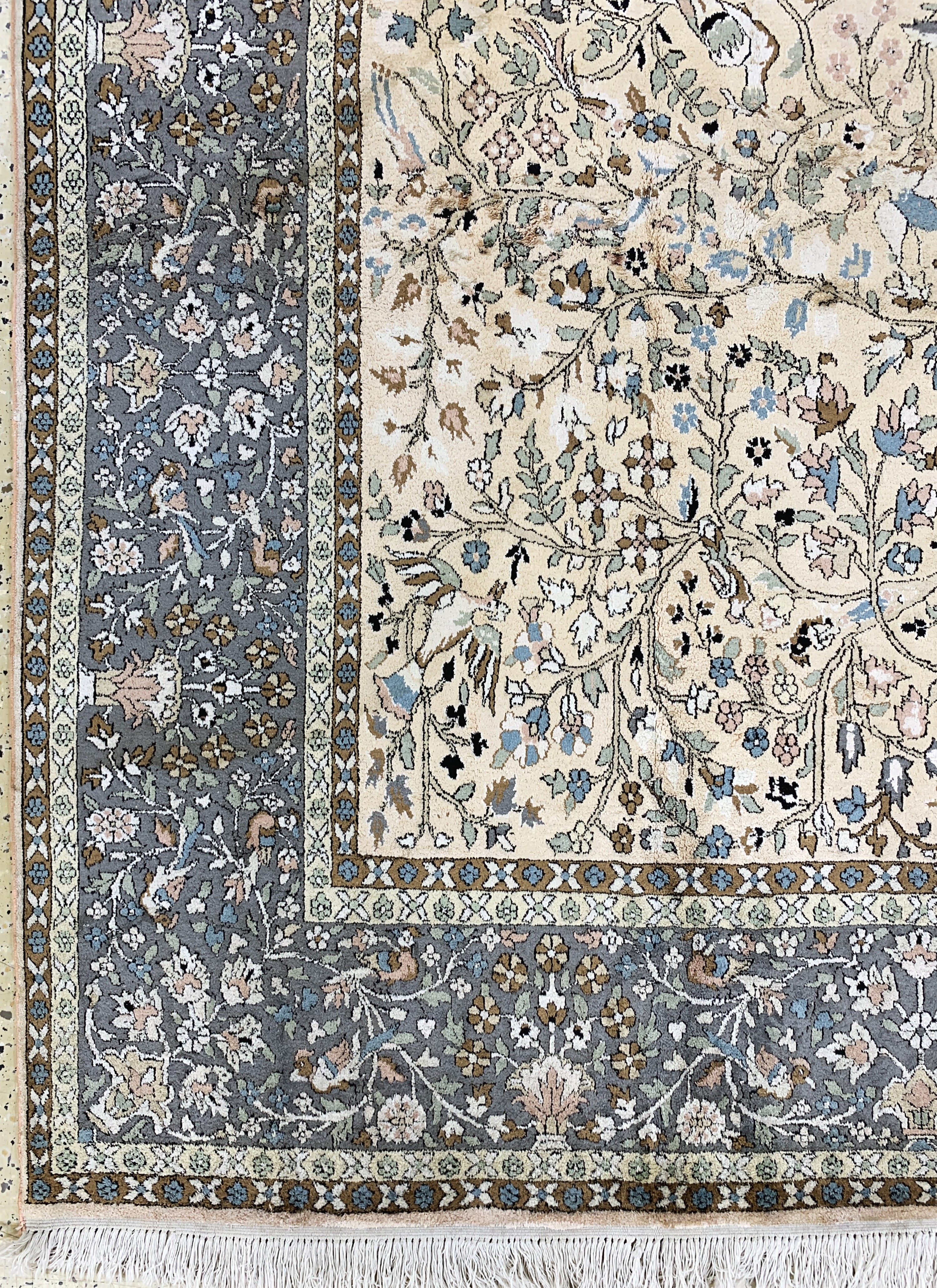 Detail i: Kaschmir Seide Indian, "Lebensbaum-Motiv", Ende 20.Jhd, merzerisierte Baumwolle, ca. 376 x 260 cm, gereinigt, EHZ:(nahezu neuwertig)