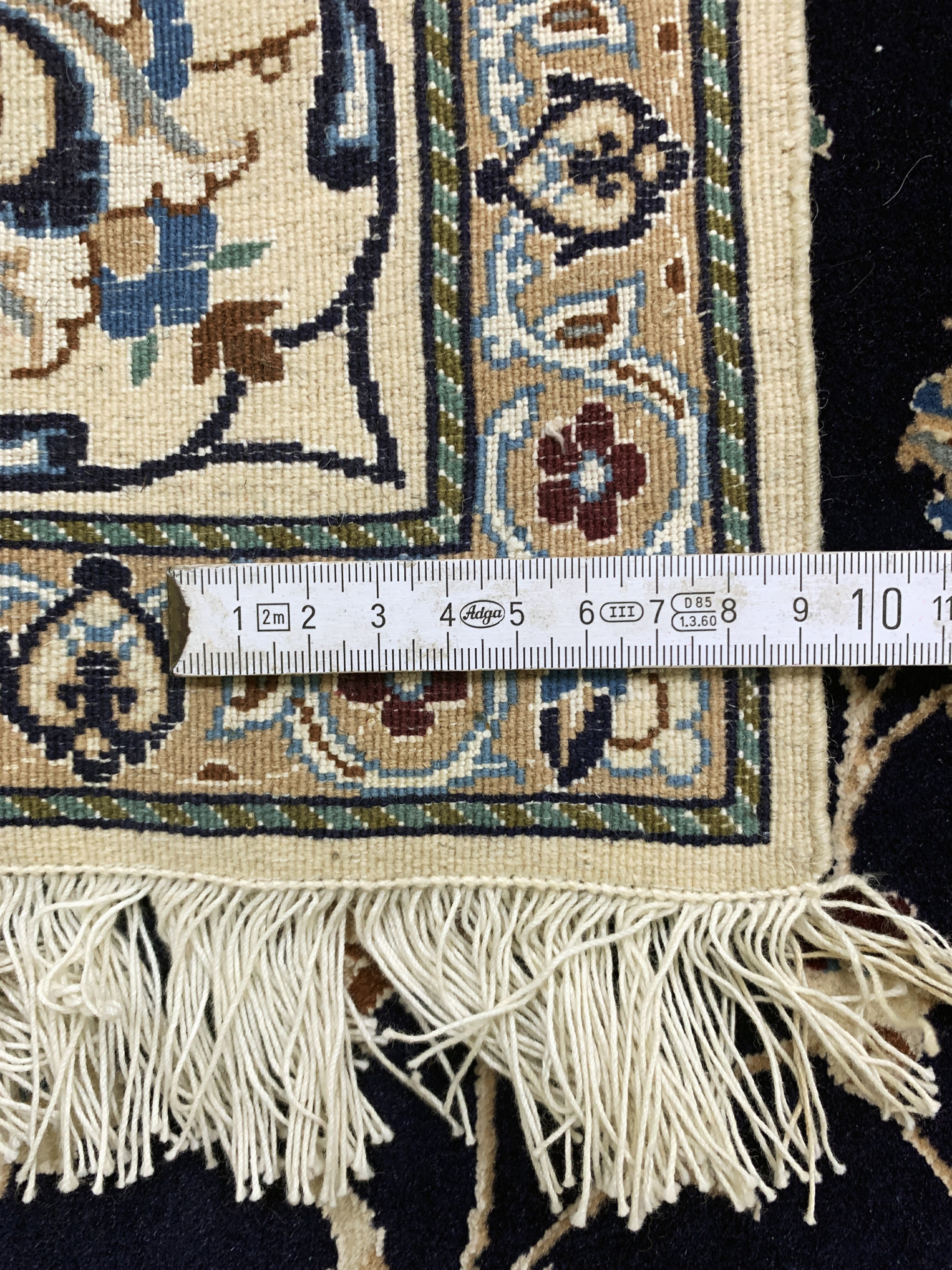 Detail h: Nain fein(6 La) Persien, Persien, Ende 20.Jhd, Korkwolle mit Seide, ca. 227 x 156 cm,ca. 1,0 Mio. Kn/qm, EHZ:(nahezu neuwertig)