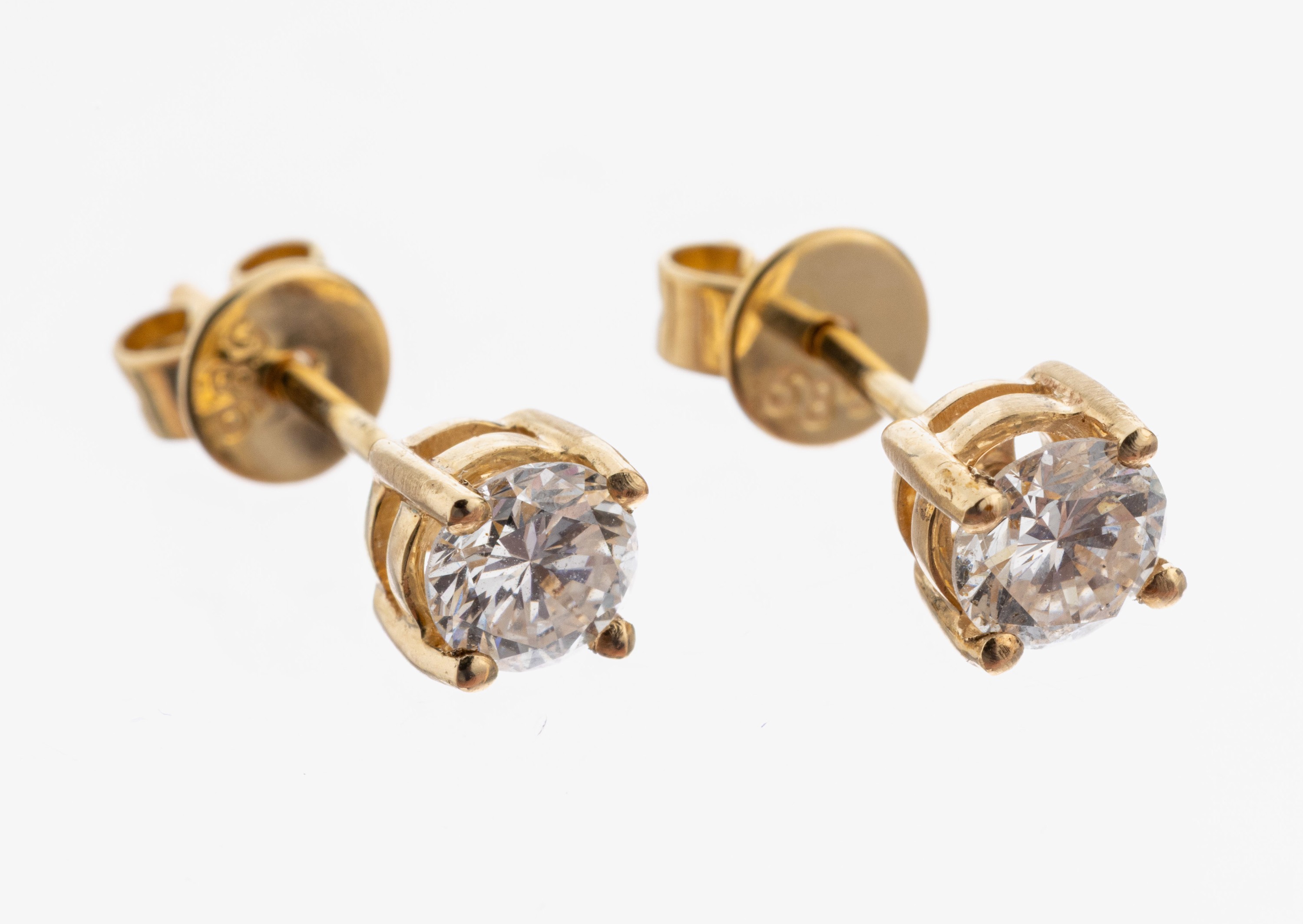 Image 27022088 - Paar 14 kt Gold Brillant-Ohrstecker, GG 585/000, 1 Brillant 0.31 feines Weiß (F)/vs, ...