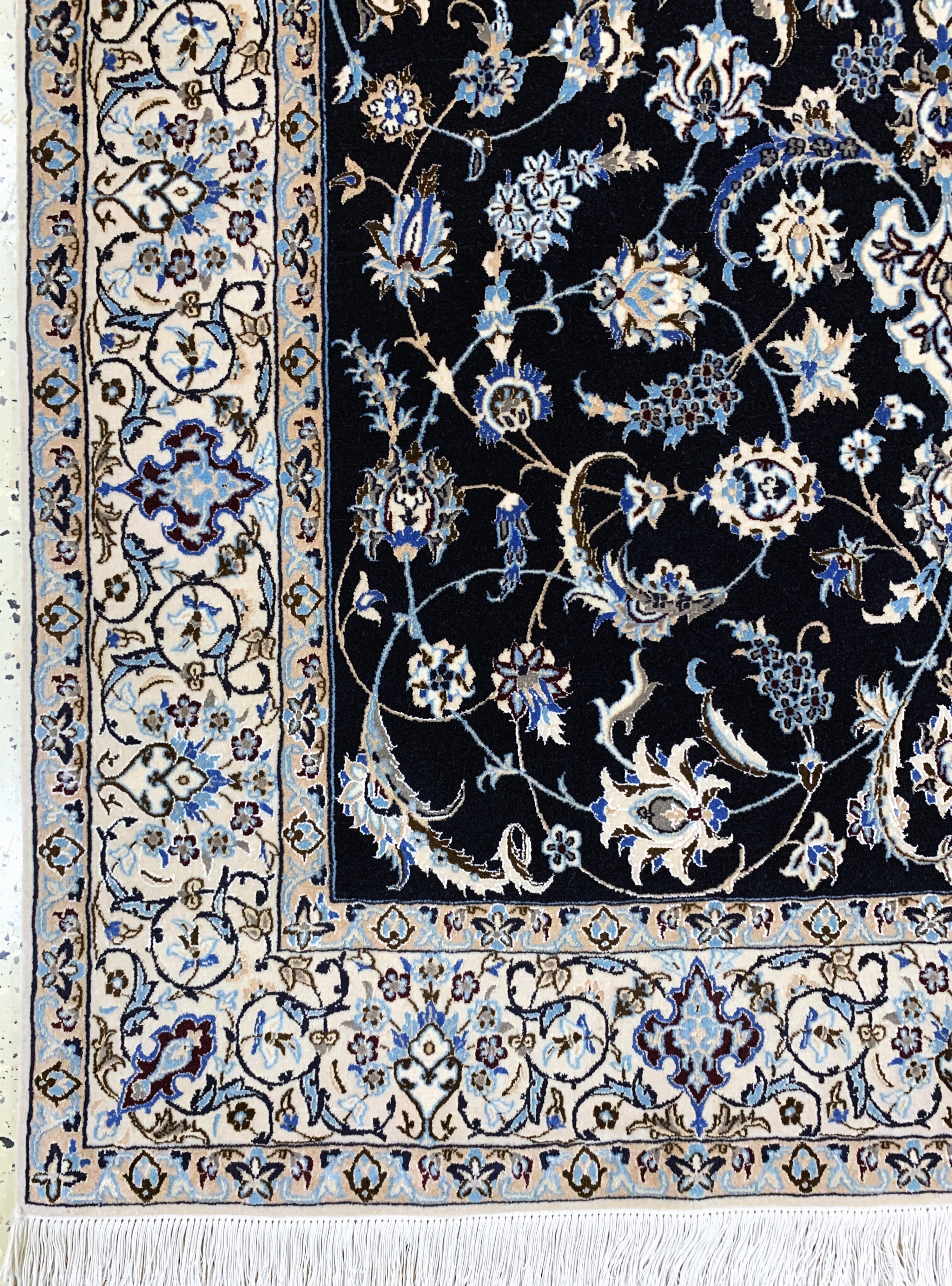 Detail b: Nain fein(6 La), Persien, signiert"Habibian", Mitte 20.Jhd, Korkwolle mit Seide, ca. 213 x 130 cm, ca. 1,0 Mio. Kn/qm, EHZ:(nahezu ...