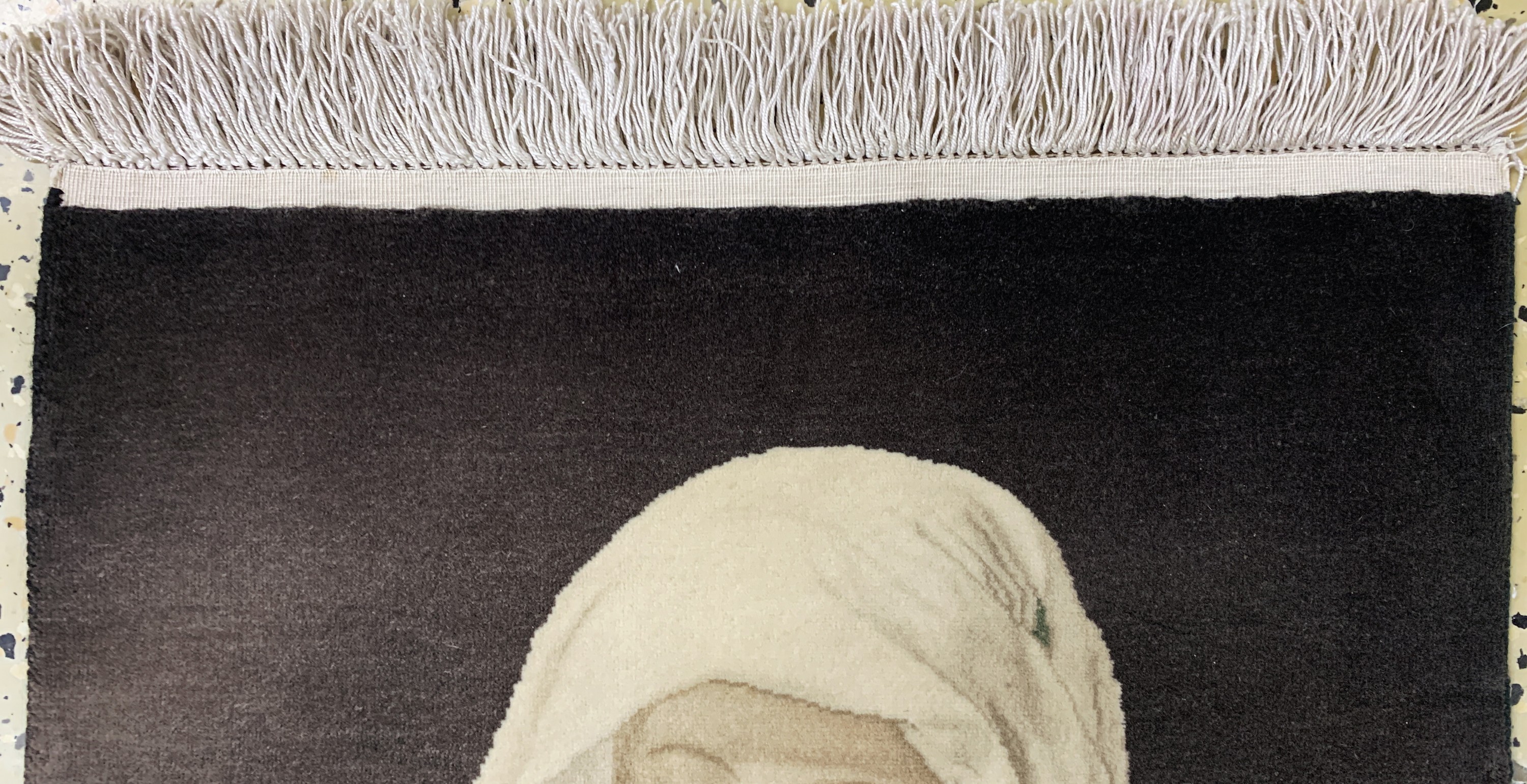 Detail b: Täbriz fein(50 Raj) Persien, "Maria Portrait", Mitte 20.Jhd, Korkwolle auf Seide, ca. 64 x 50 cm, ca. 500.000 Kn/qm, EHZ:(nahezuneuwertig)