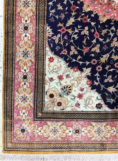 27022028b - Ghom Seide fein, Persien, Ende 20.Jhd, reine Naturseide, ca. 210 x 138 cm, ca. 1,0 Mio. ...