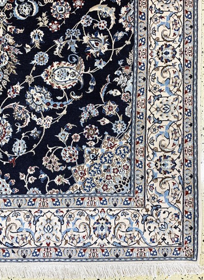 27022029a - Nain fein(6 La), Persien, Ende 20.Jhd, Korkwolle mit Seide, ca. 243 x 157 cm, ca. ...