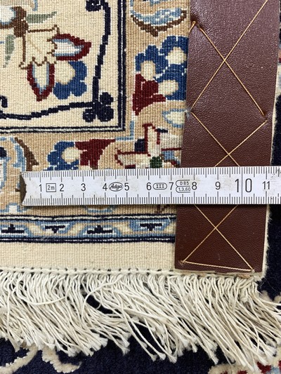 27022029g - Nain fein(6 La), Persien, Ende 20.Jhd, Korkwolle mit Seide, ca. 243 x 157 cm, ca. ...