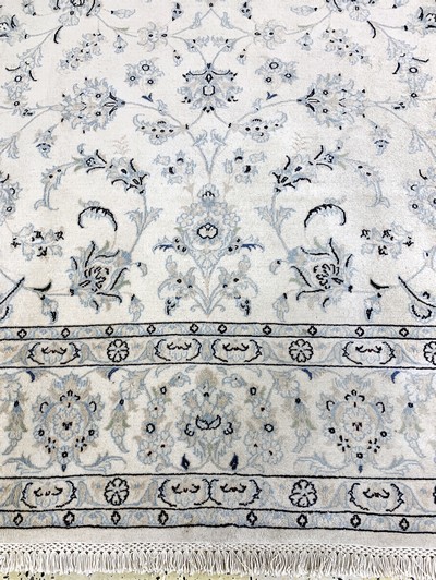 27022030e - Nain fein(9 La), Persien, Ende 20.Jhd, Korkwolle mit Seide, ca. 254 x 200 cm, ca. ...