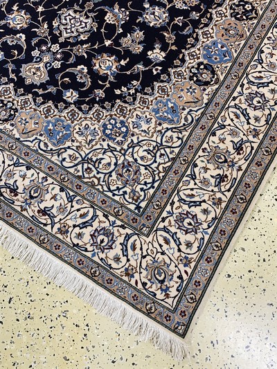 27022075a - Nain fein(6 La) Persien, Persien, Ende 20.Jhd, Korkwolle mit Seide, ca. 227 x 156 ...