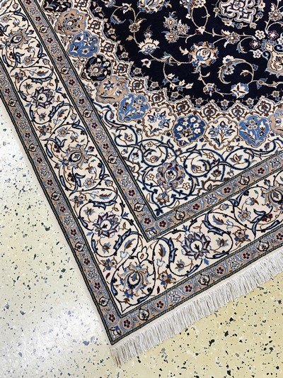 27022075b - Nain fein(6 La) Persien, Persien, Ende 20.Jhd, Korkwolle mit Seide, ca. 227 x 156 ...