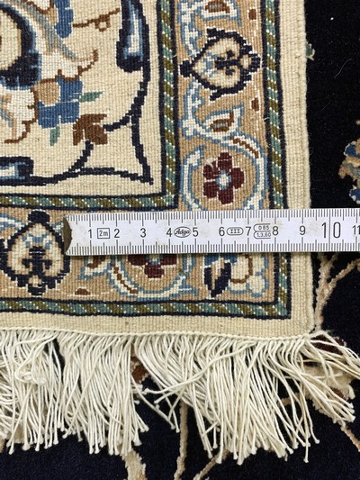 27022075h - Nain fein(6 La) Persien, Persien, Ende 20.Jhd, Korkwolle mit Seide, ca. 227 x 156 ...